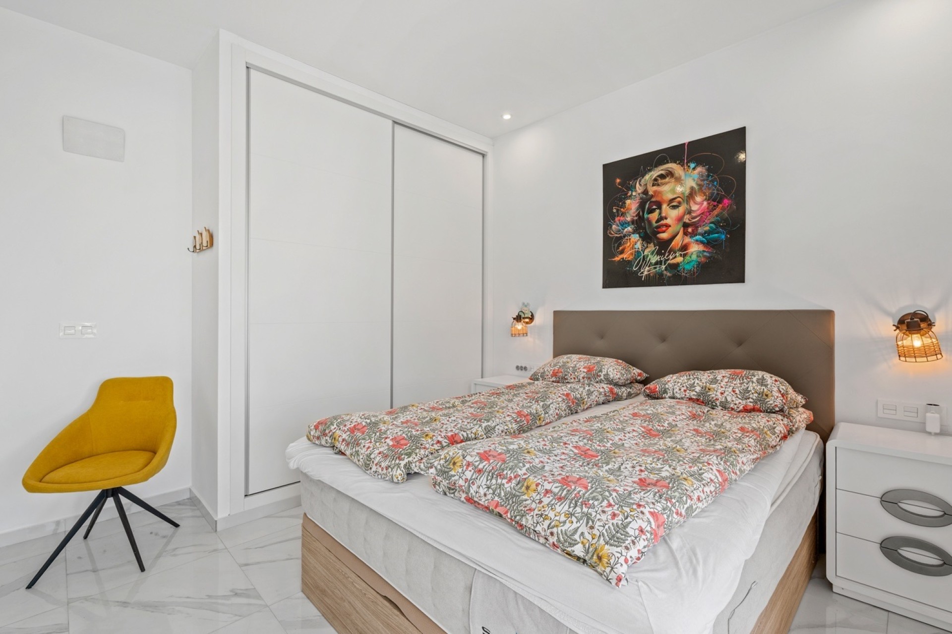 Venta - Chalet Independiente -
Benijofar