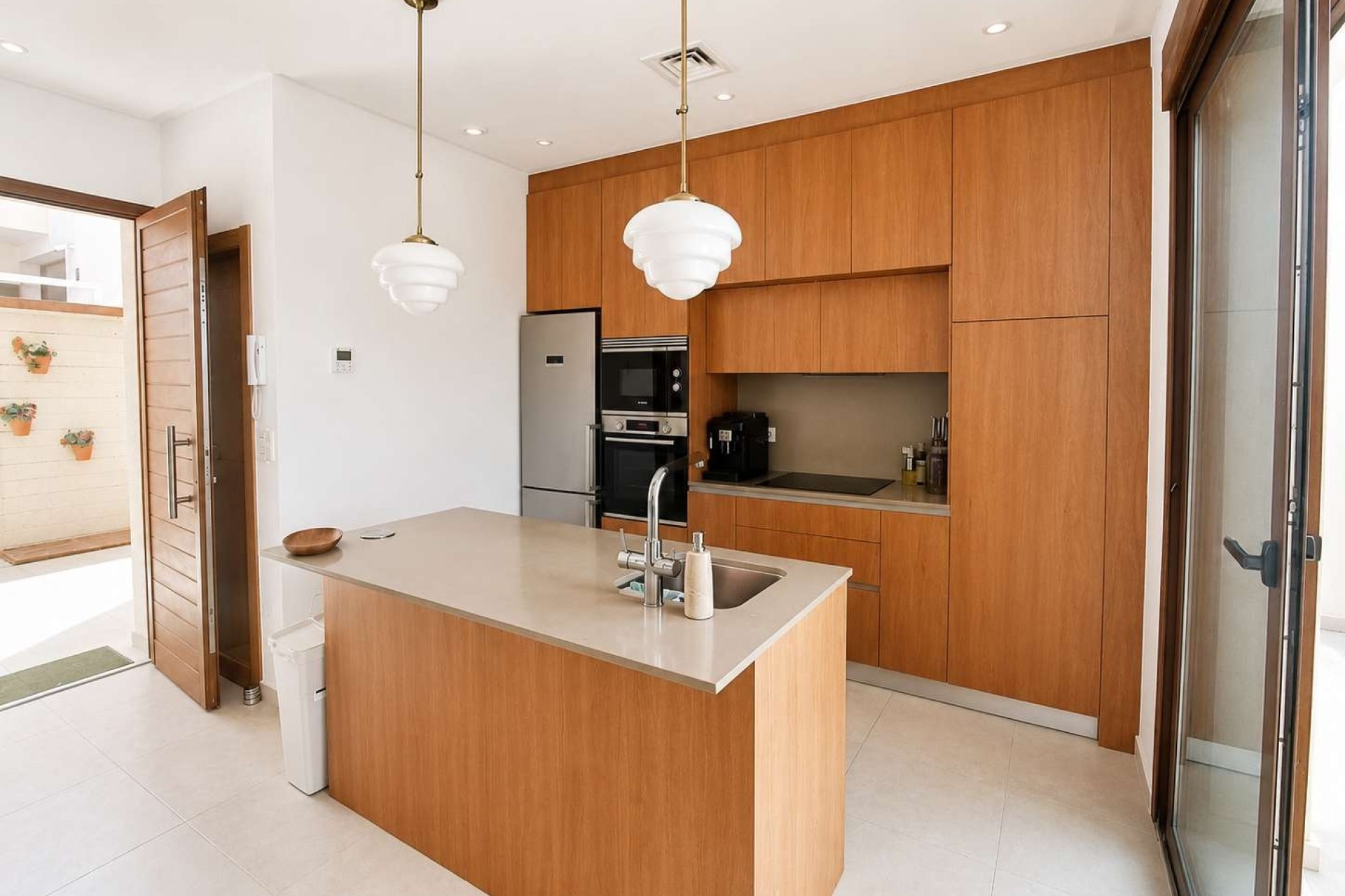 Venta - Chalet Independiente -
Benijofar