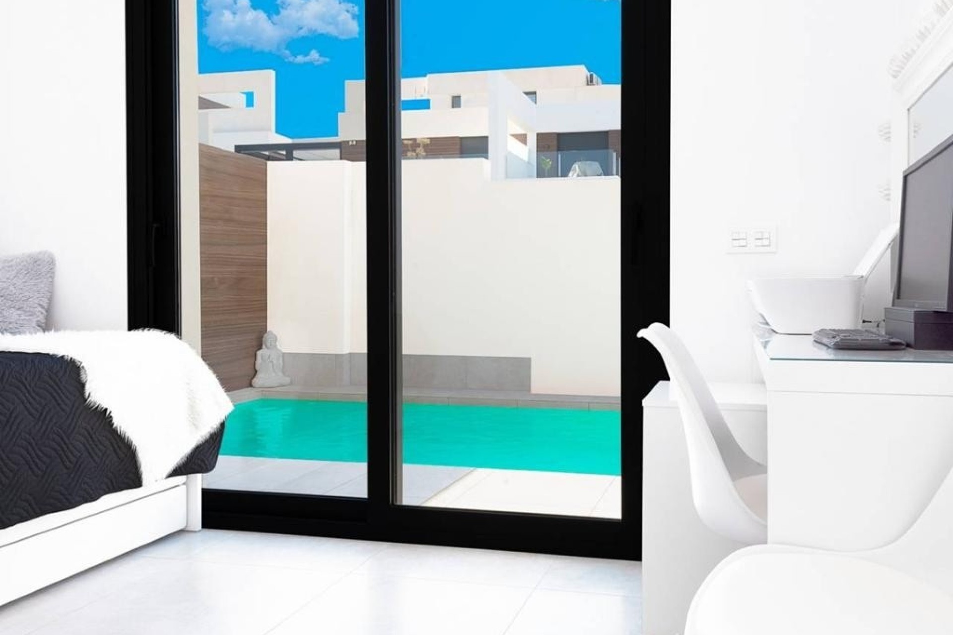 Venta - Chalet Independiente -
Benijofar