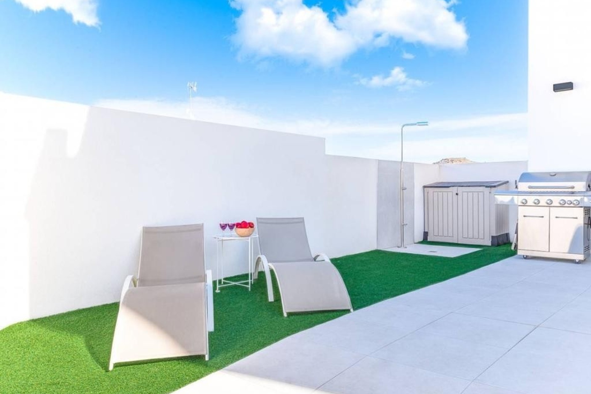 Venta - Chalet Independiente -
Benijofar