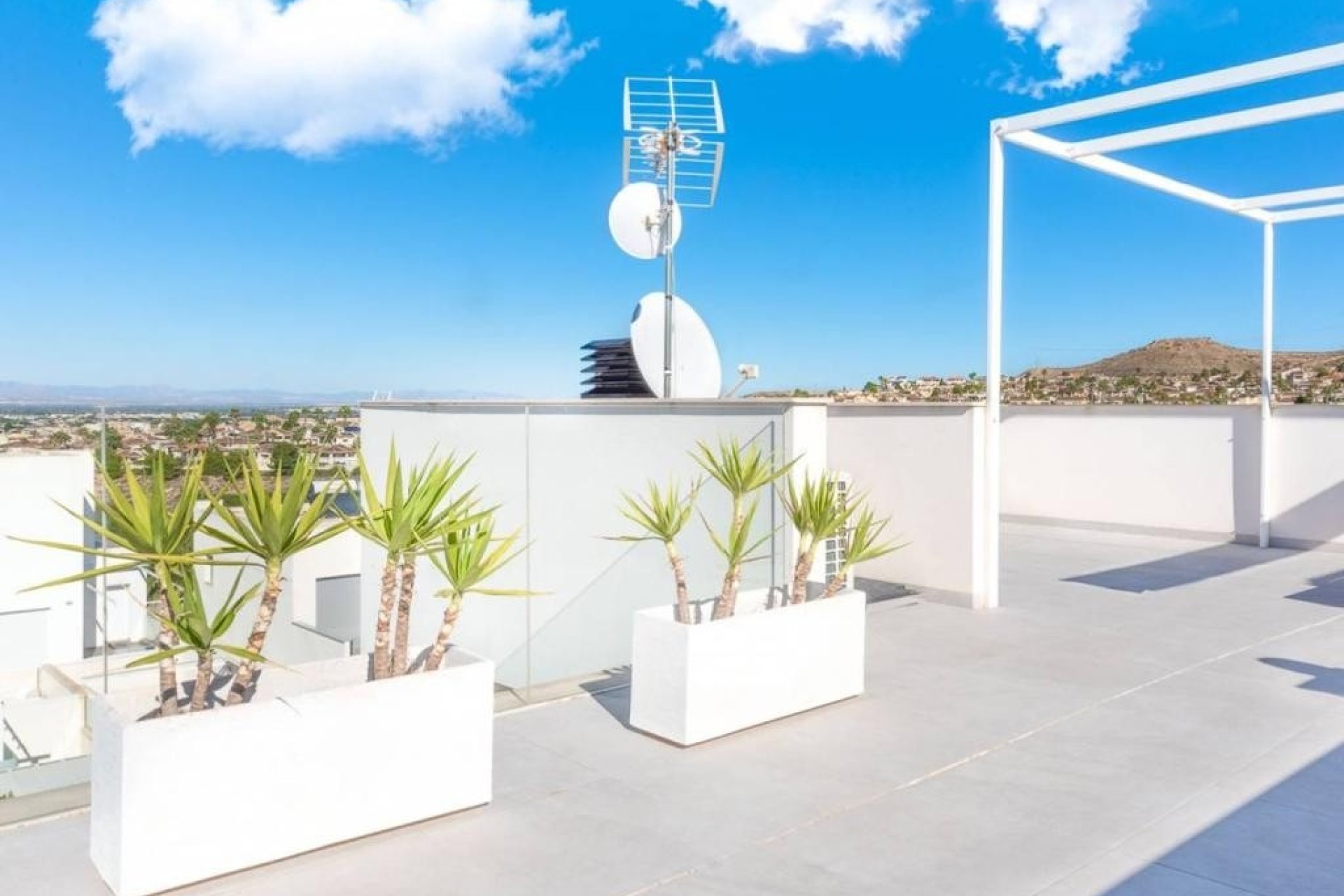 Venta - Chalet Independiente -
Benijofar
