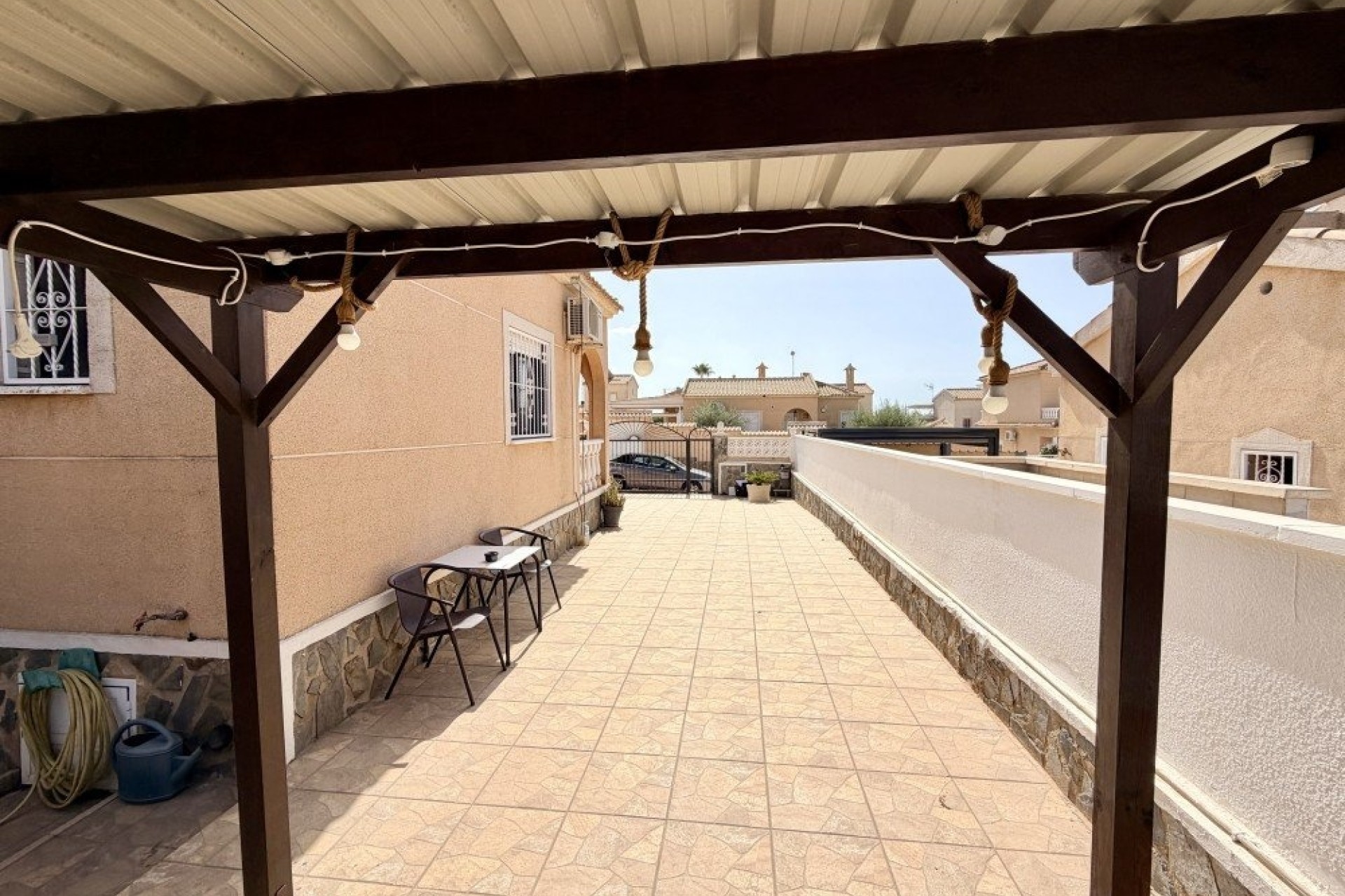 Venta - Chalet Independiente -
Benijofar