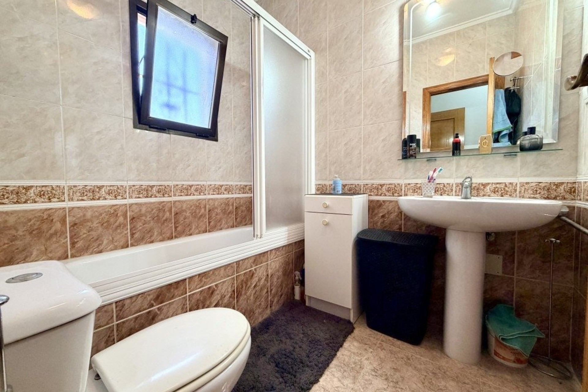 Venta - Chalet Independiente -
Benijofar