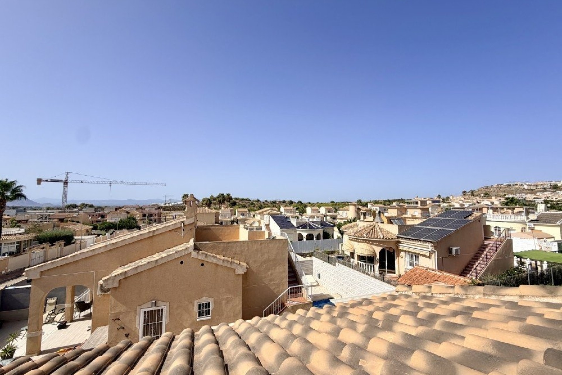 Venta - Chalet Independiente -
Benijofar
