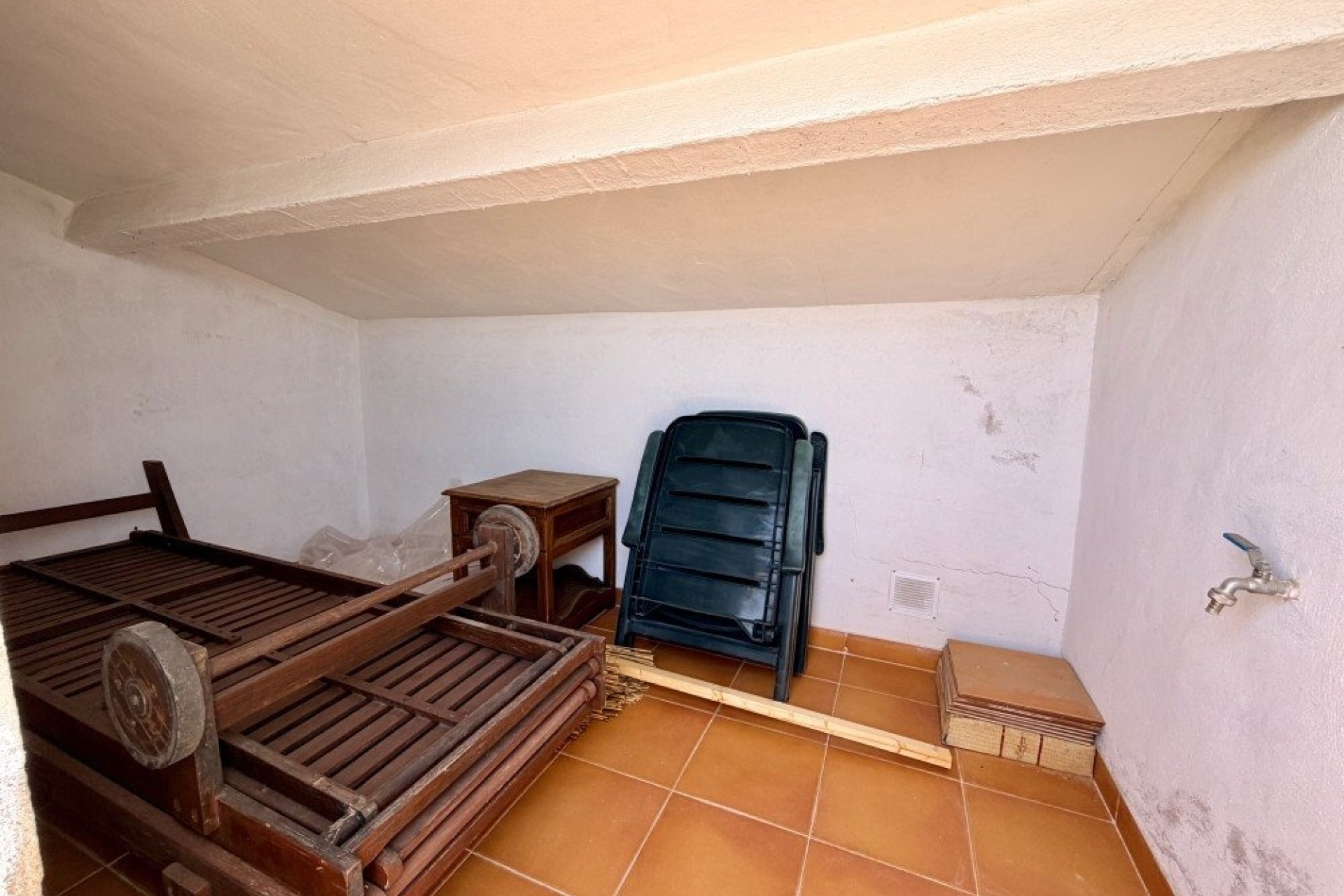 Venta - Chalet Independiente -
Benijofar