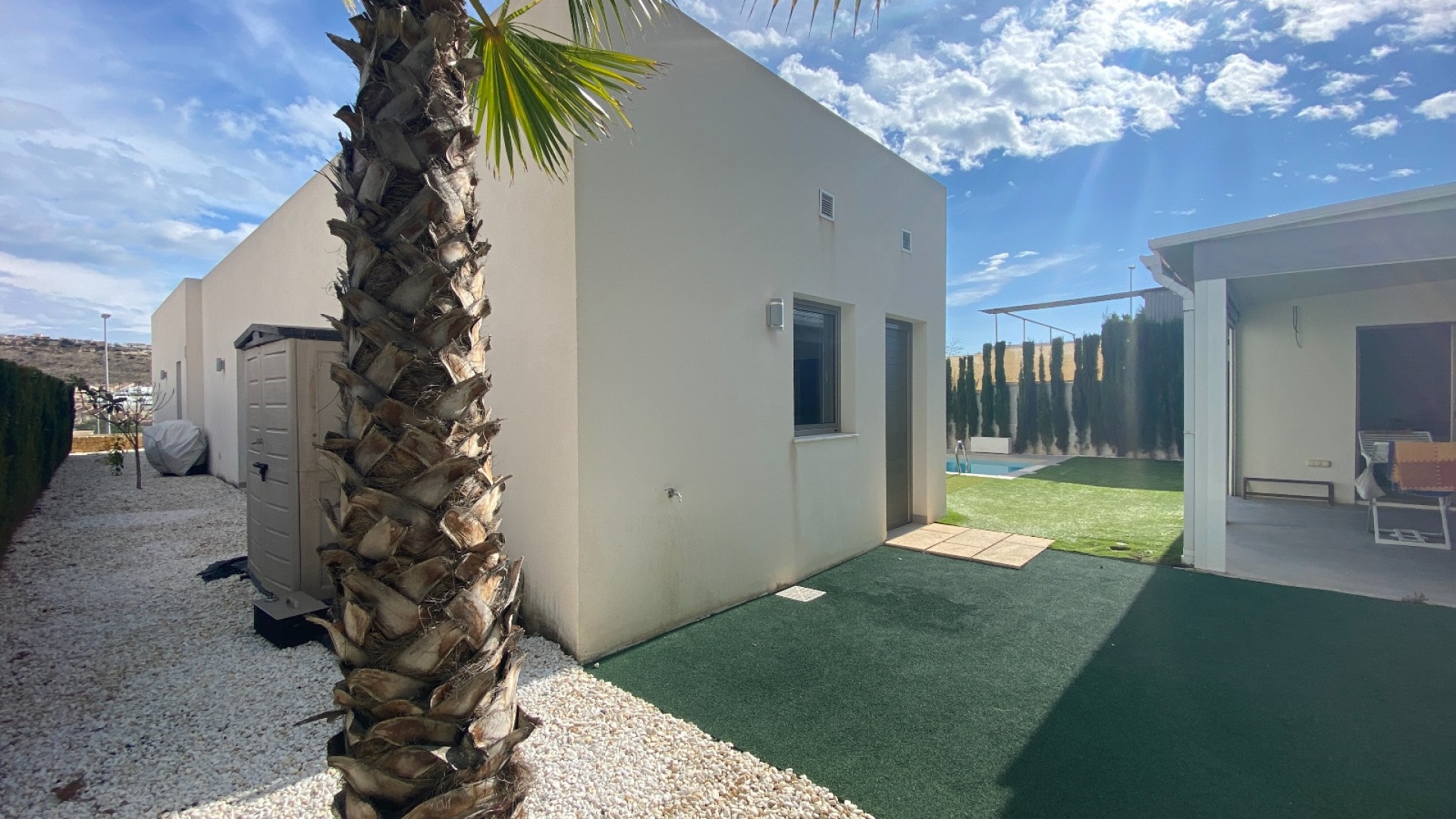 Venta - Chalet Independiente -
Benijofar