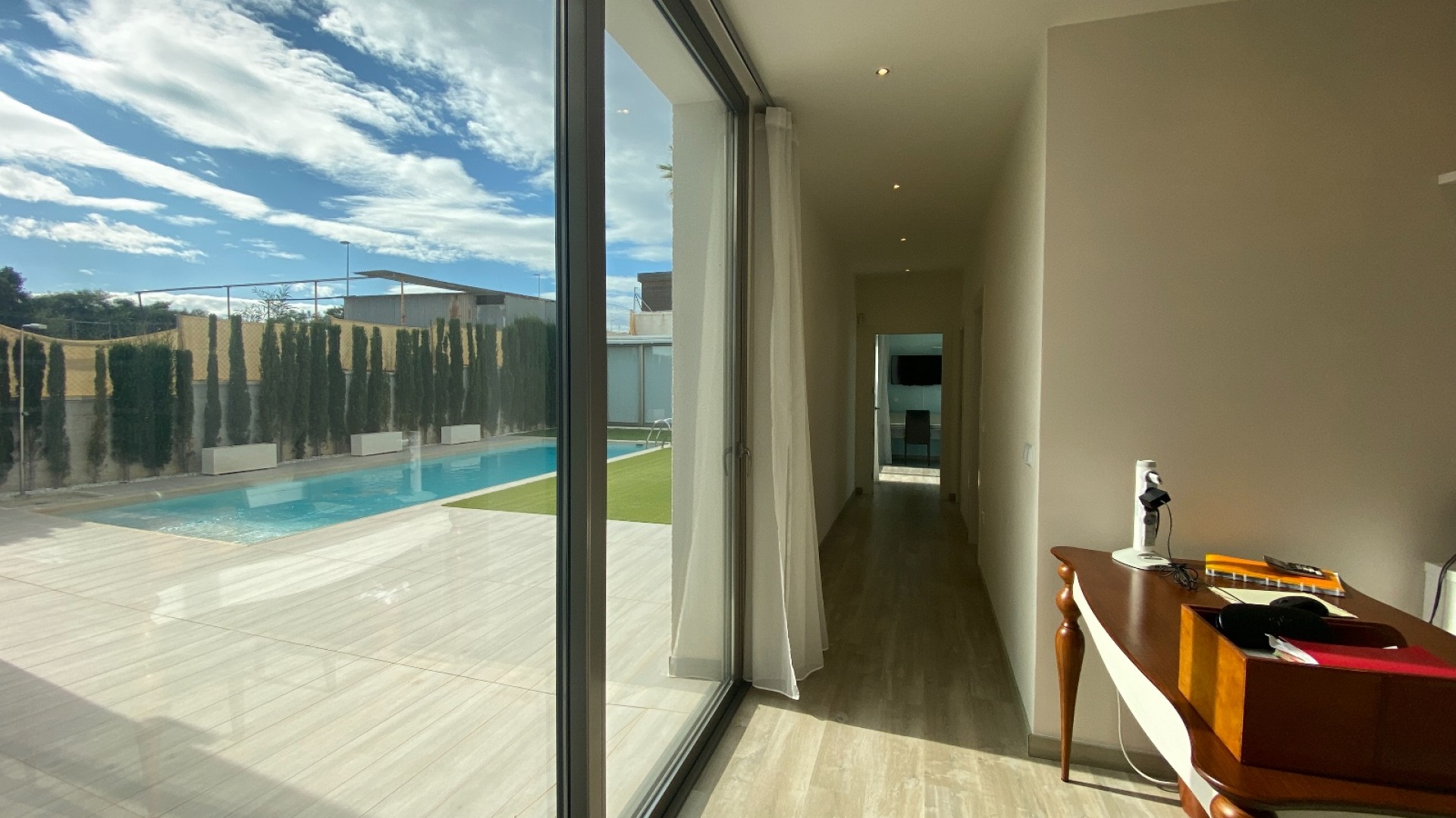 Venta - Chalet Independiente -
Benijofar