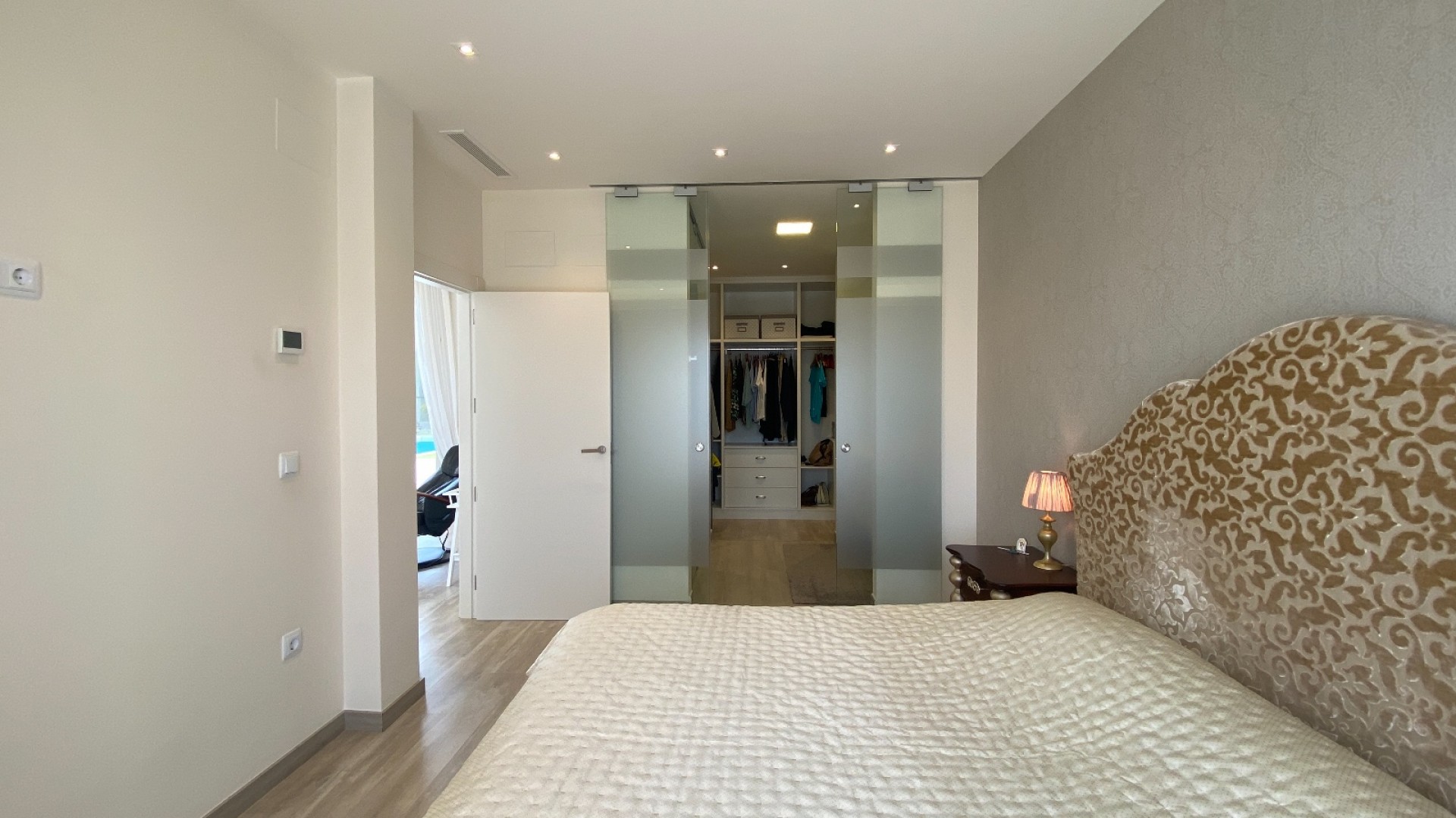 Venta - Chalet Independiente -
Benijofar