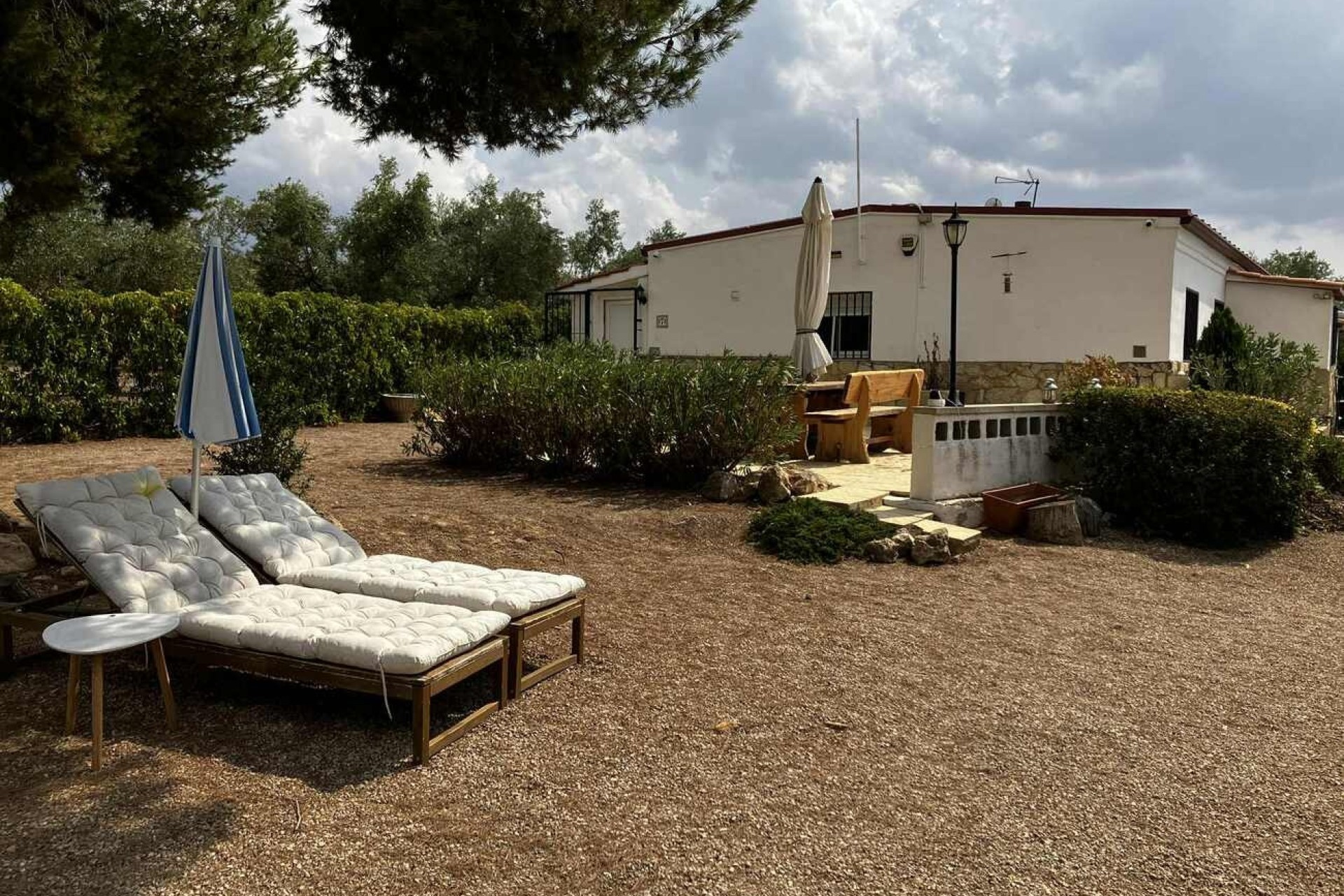 Venta - Chalet Independiente -
Biar - Costa Blanca