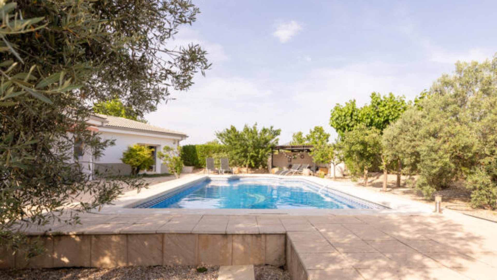 Venta - Chalet Independiente -
Biar