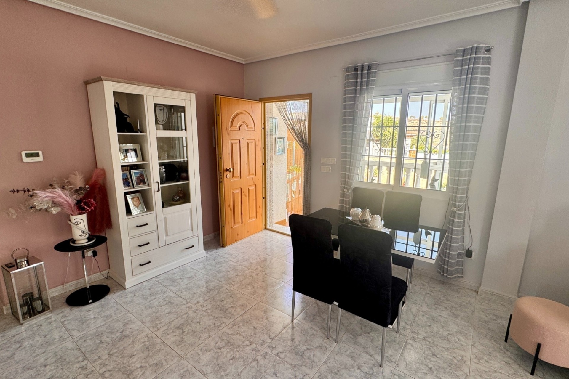Venta - Chalet Independiente -
Bigastro