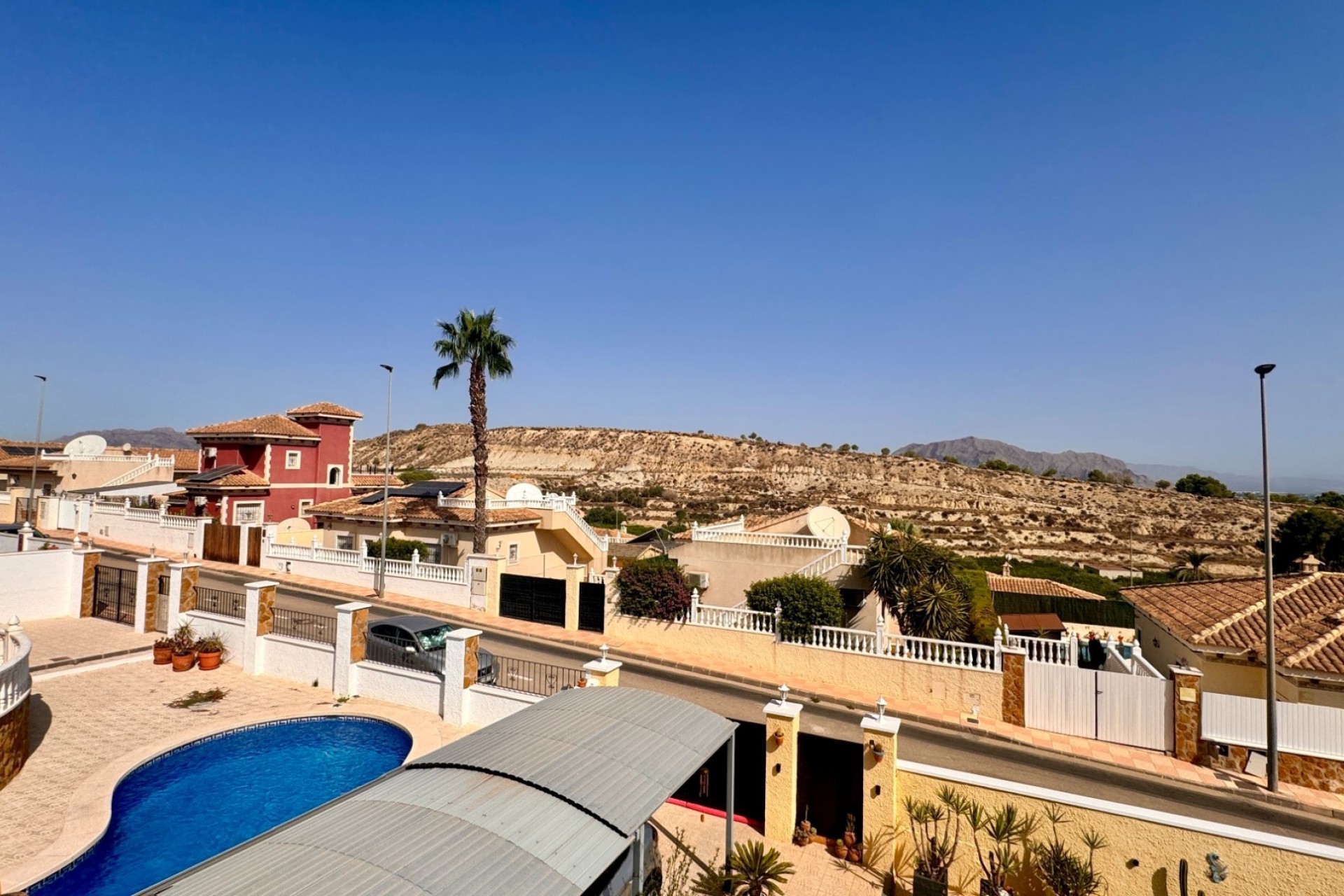Venta - Chalet Independiente -
Bigastro