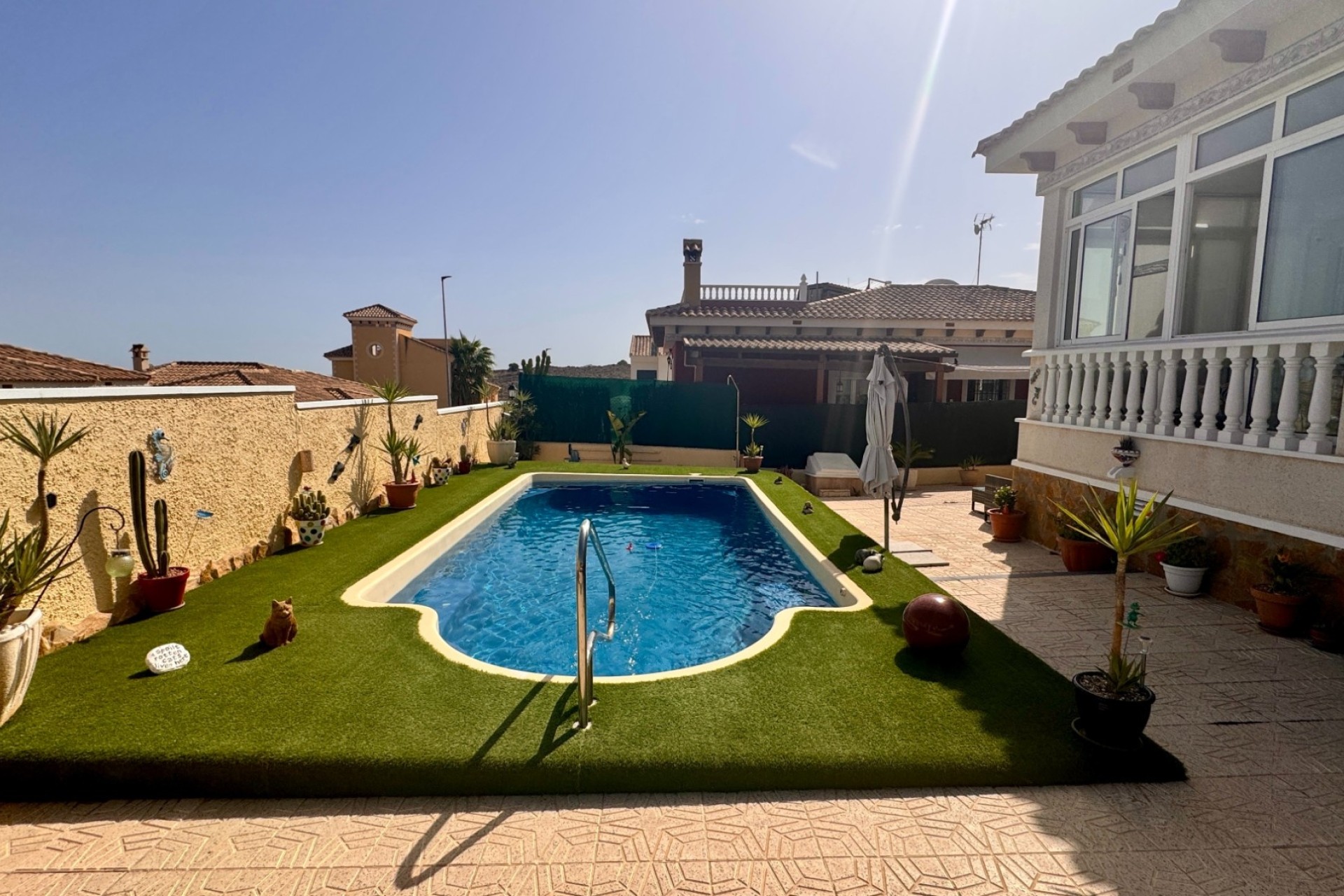 Venta - Chalet Independiente -
Bigastro