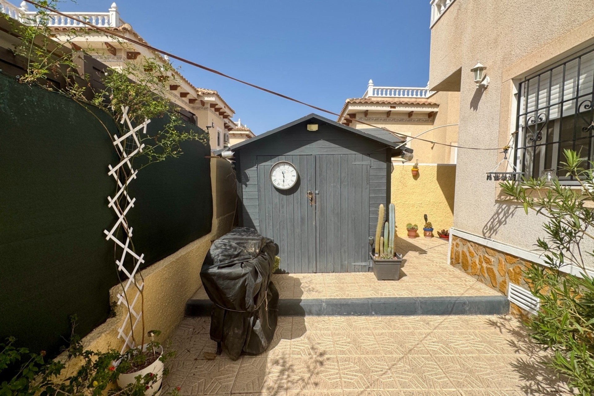 Venta - Chalet Independiente -
Bigastro