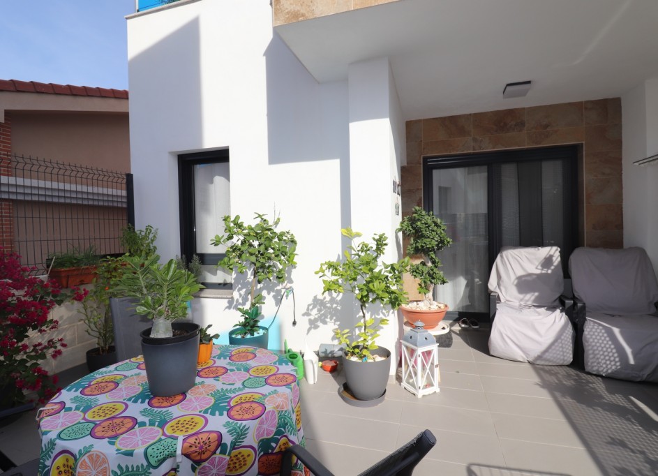 Venta - Chalet Independiente -
Bigastro