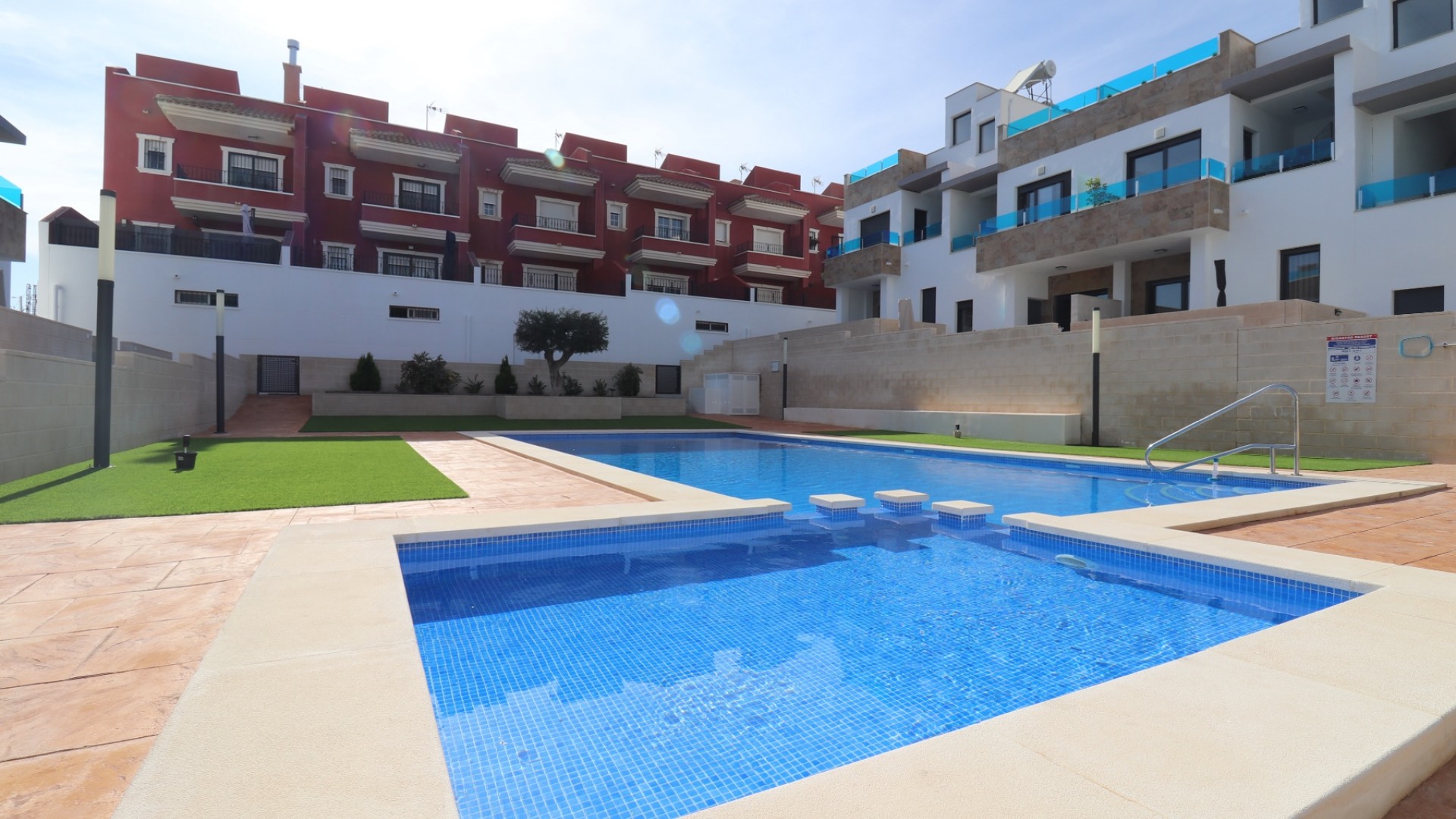 Venta - Chalet Independiente -
Bigastro