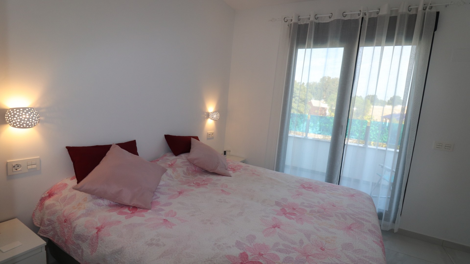 Venta - Chalet Independiente -
Bigastro