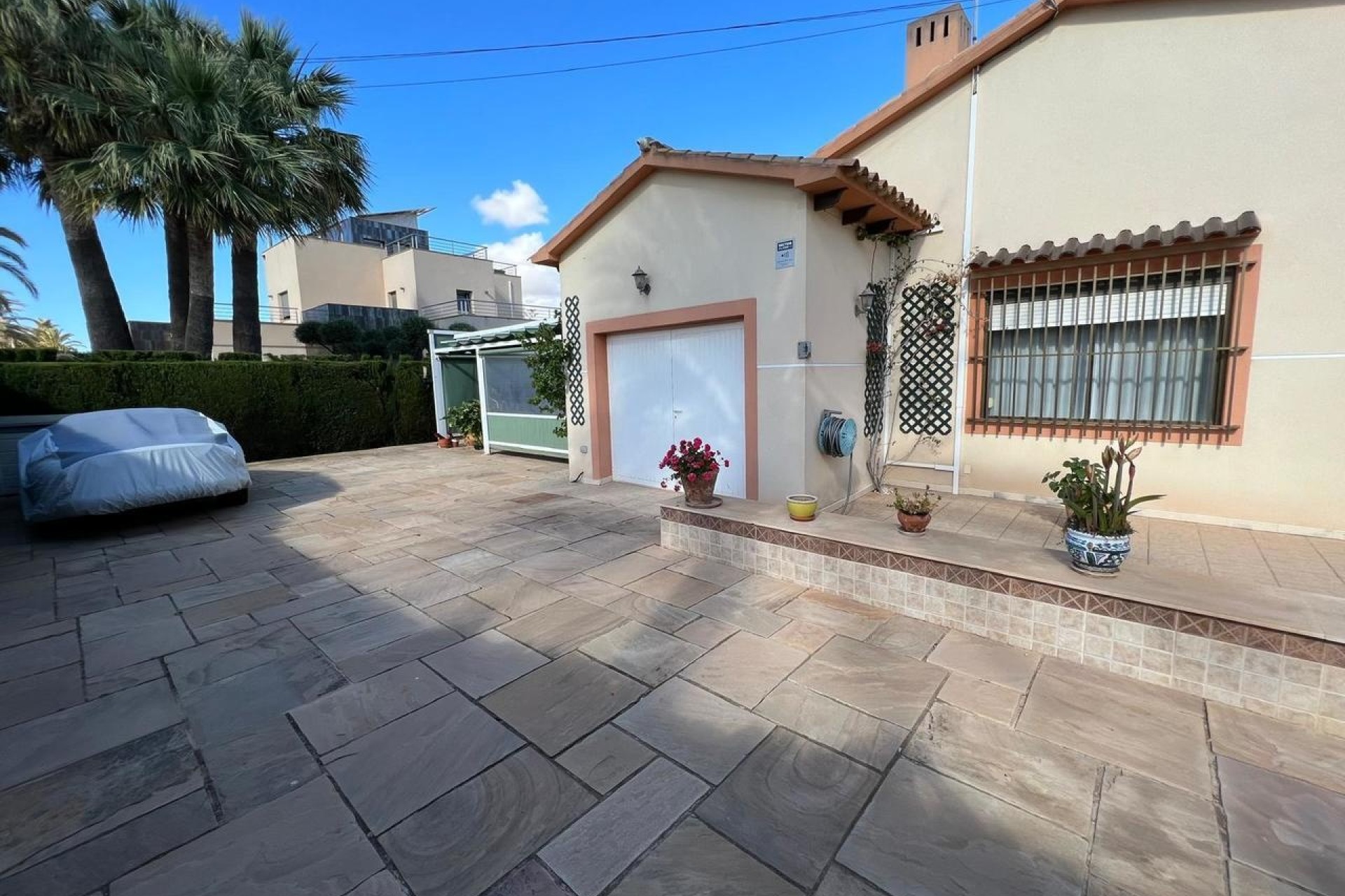 Venta - Chalet Independiente -
Cabo Roig - Costa Blanca