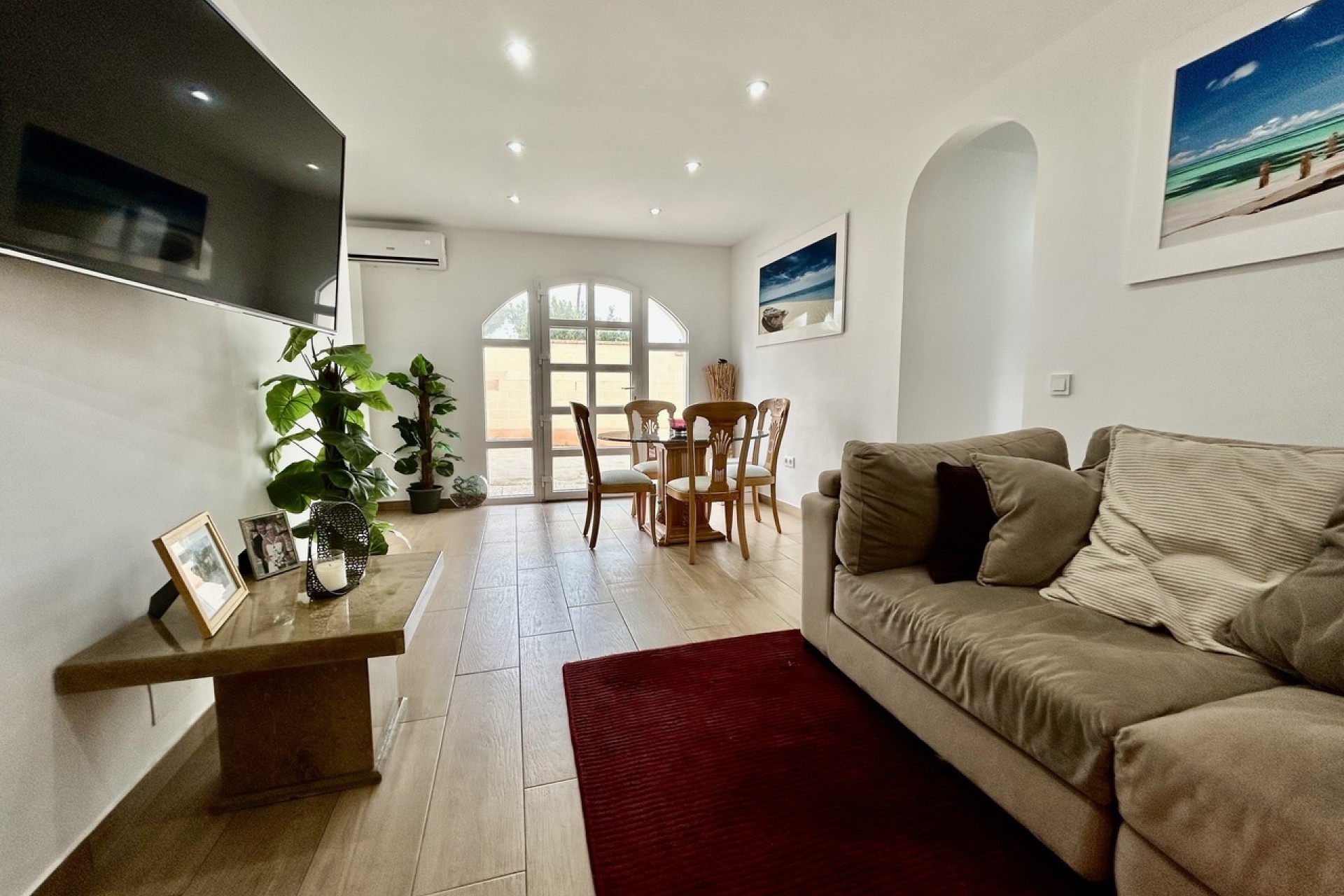 Venta - Chalet Independiente -
Cabo Roig - Costa Blanca
