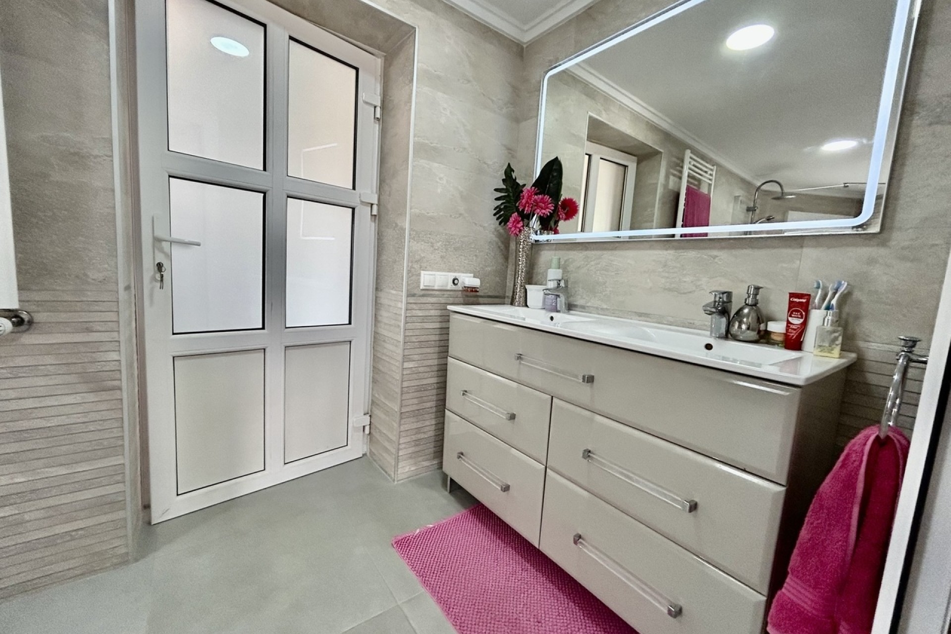 Venta - Chalet Independiente -
Cabo Roig - Costa Blanca