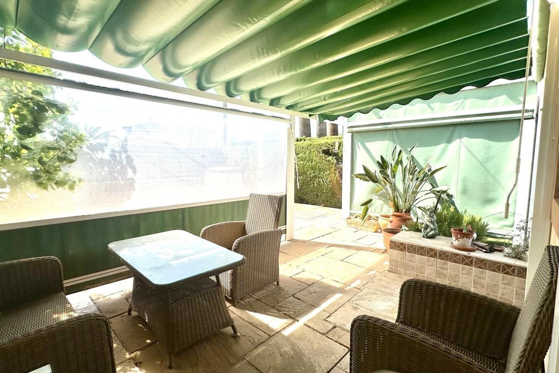 Venta - Chalet Independiente -
Cabo Roig - Costa Blanca