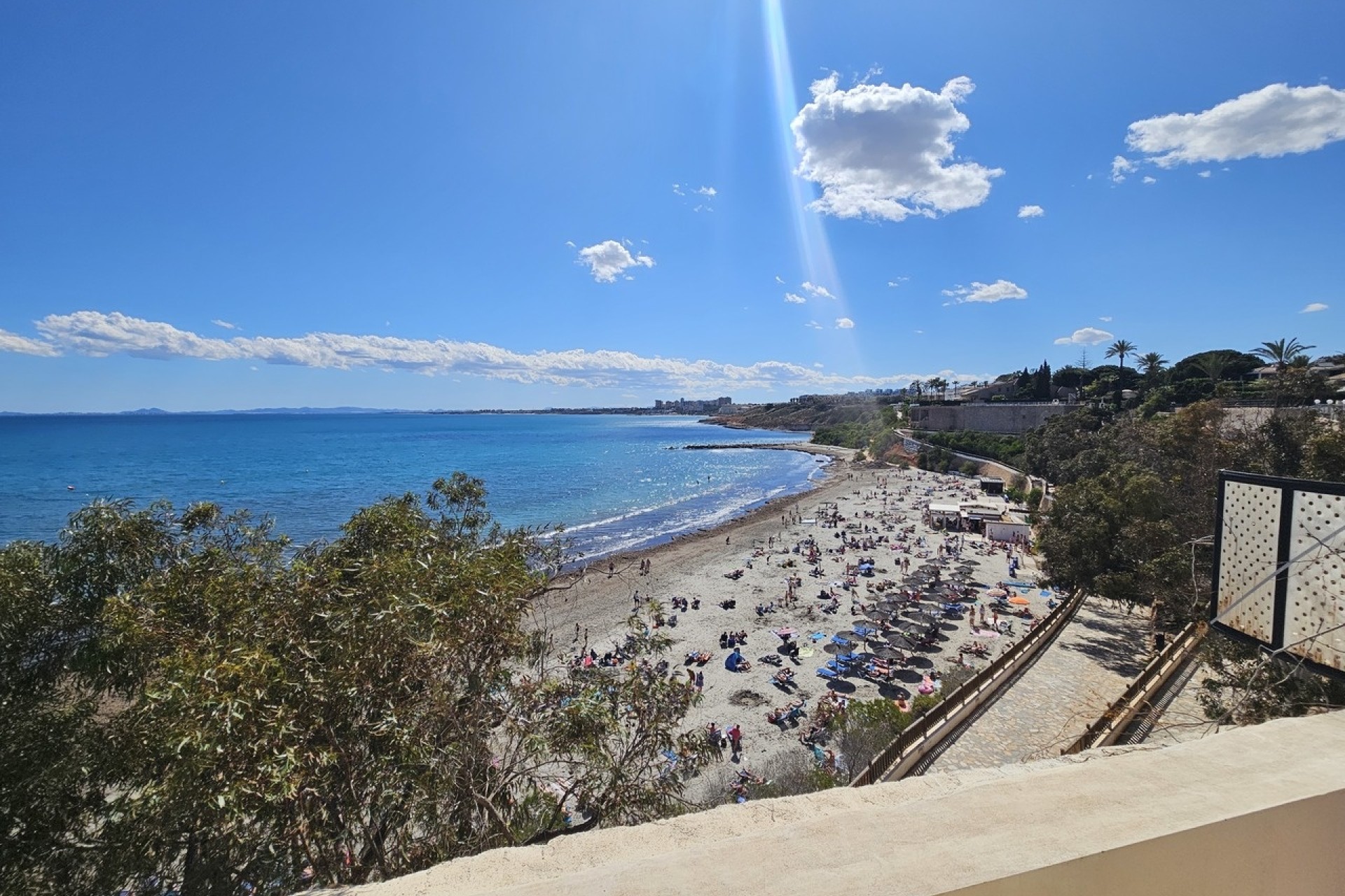 Venta - Chalet Independiente -
Cabo Roig - Costa Blanca