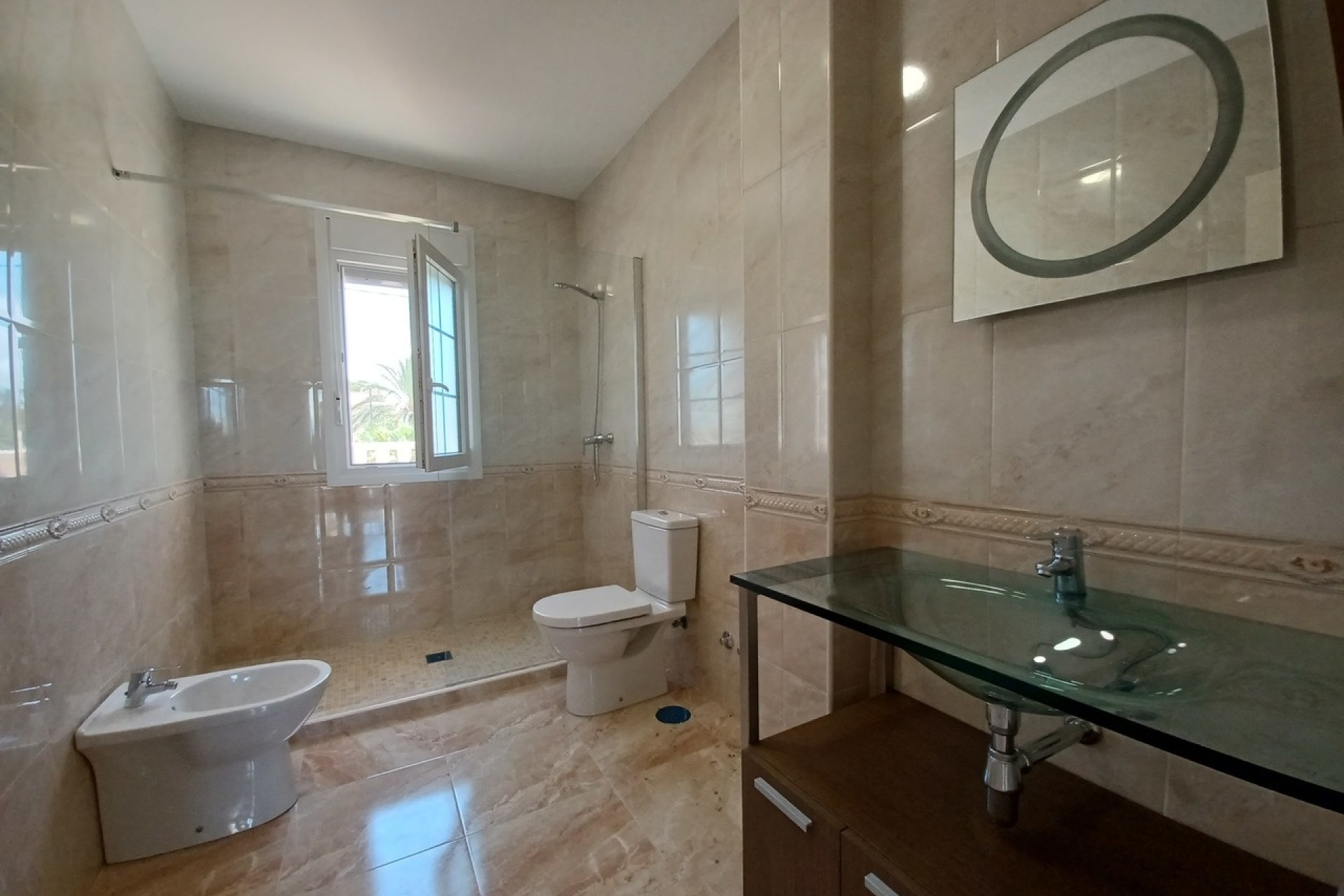 Venta - Chalet Independiente -
Cabo Roig - Costa Blanca