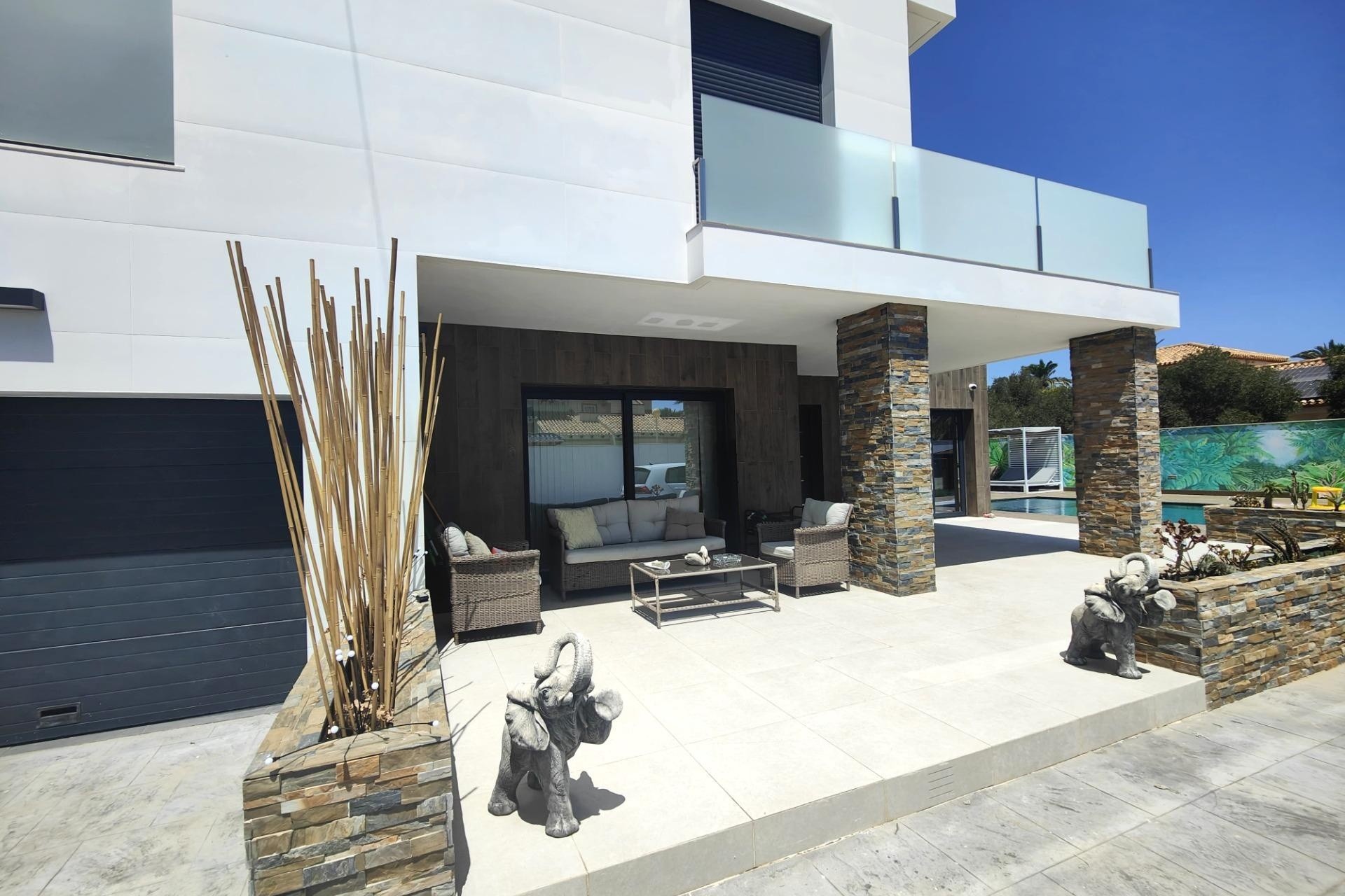 Venta - Chalet Independiente -
Cabo Roig - Costa Blanca
