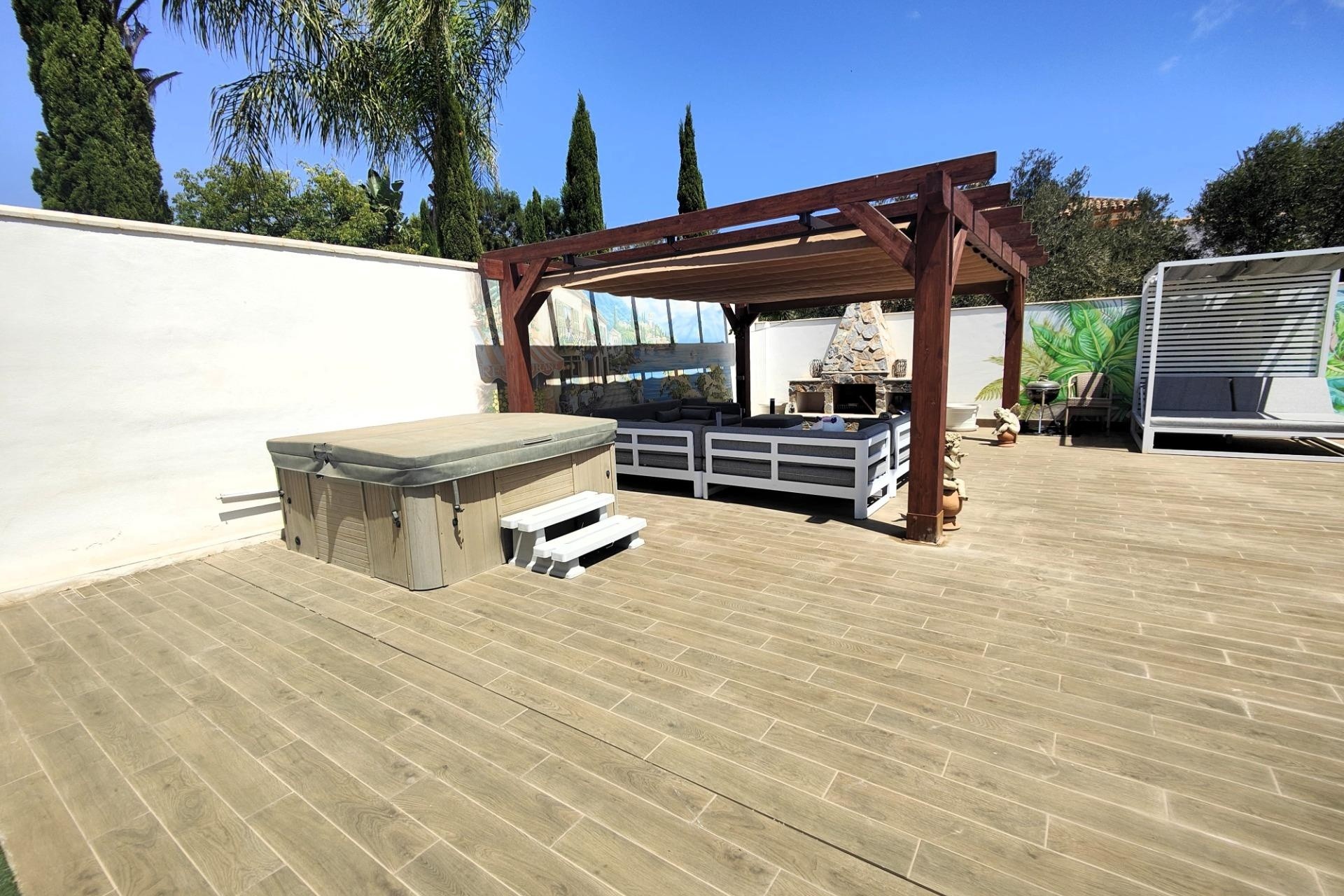 Venta - Chalet Independiente -
Cabo Roig - Costa Blanca