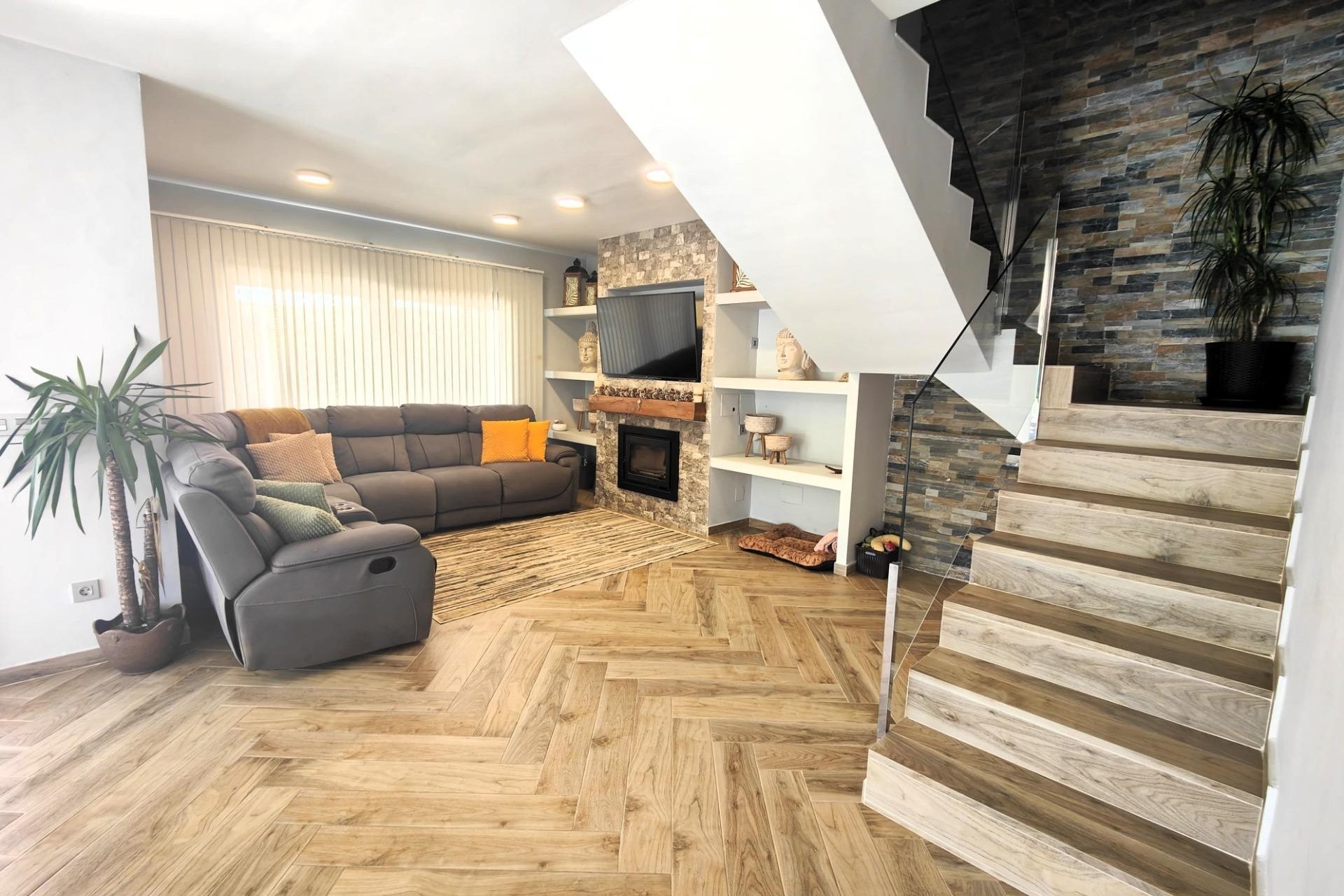 Venta - Chalet Independiente -
Cabo Roig - Costa Blanca