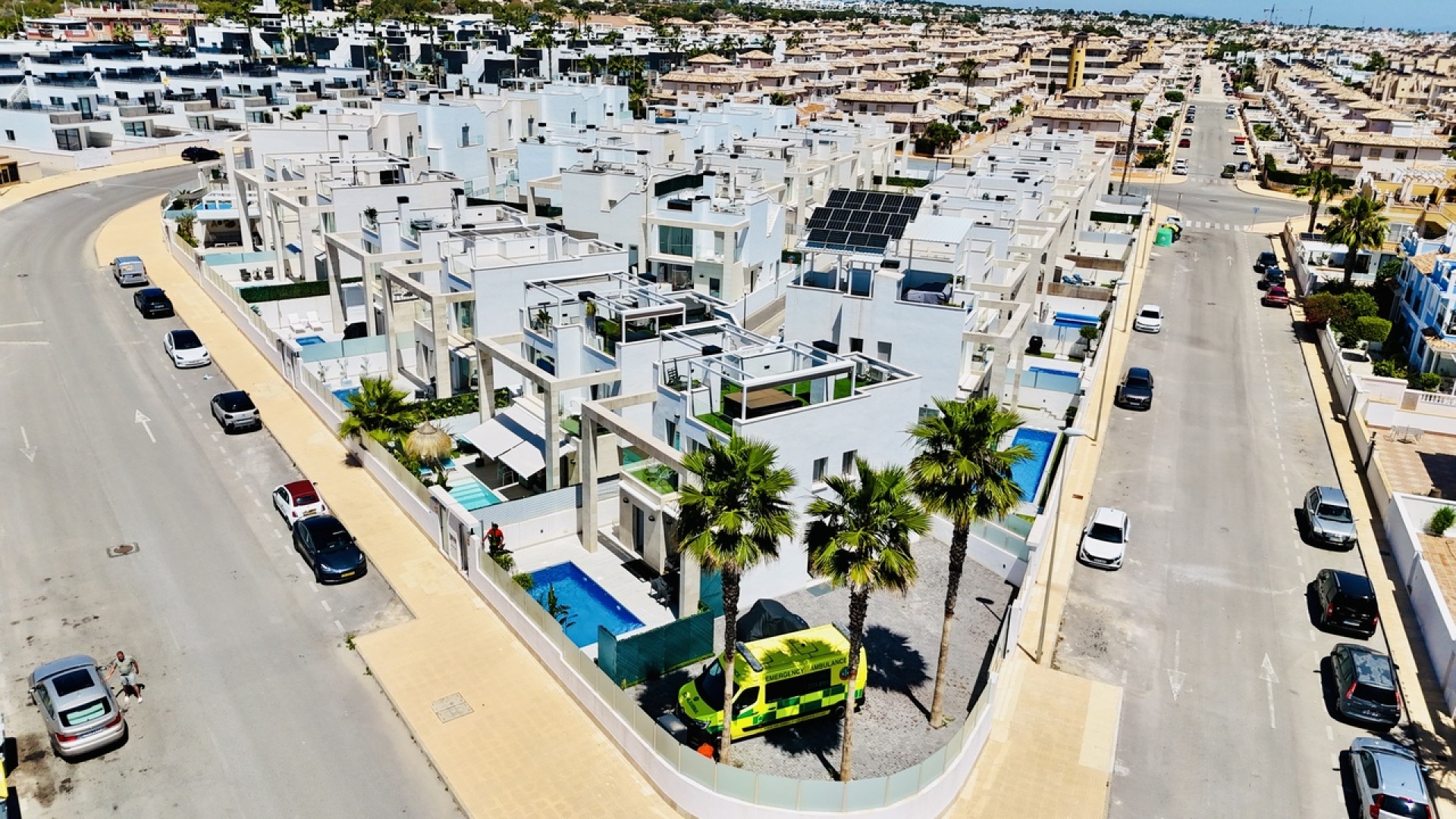 Venta - Chalet Independiente -
Cabo Roig