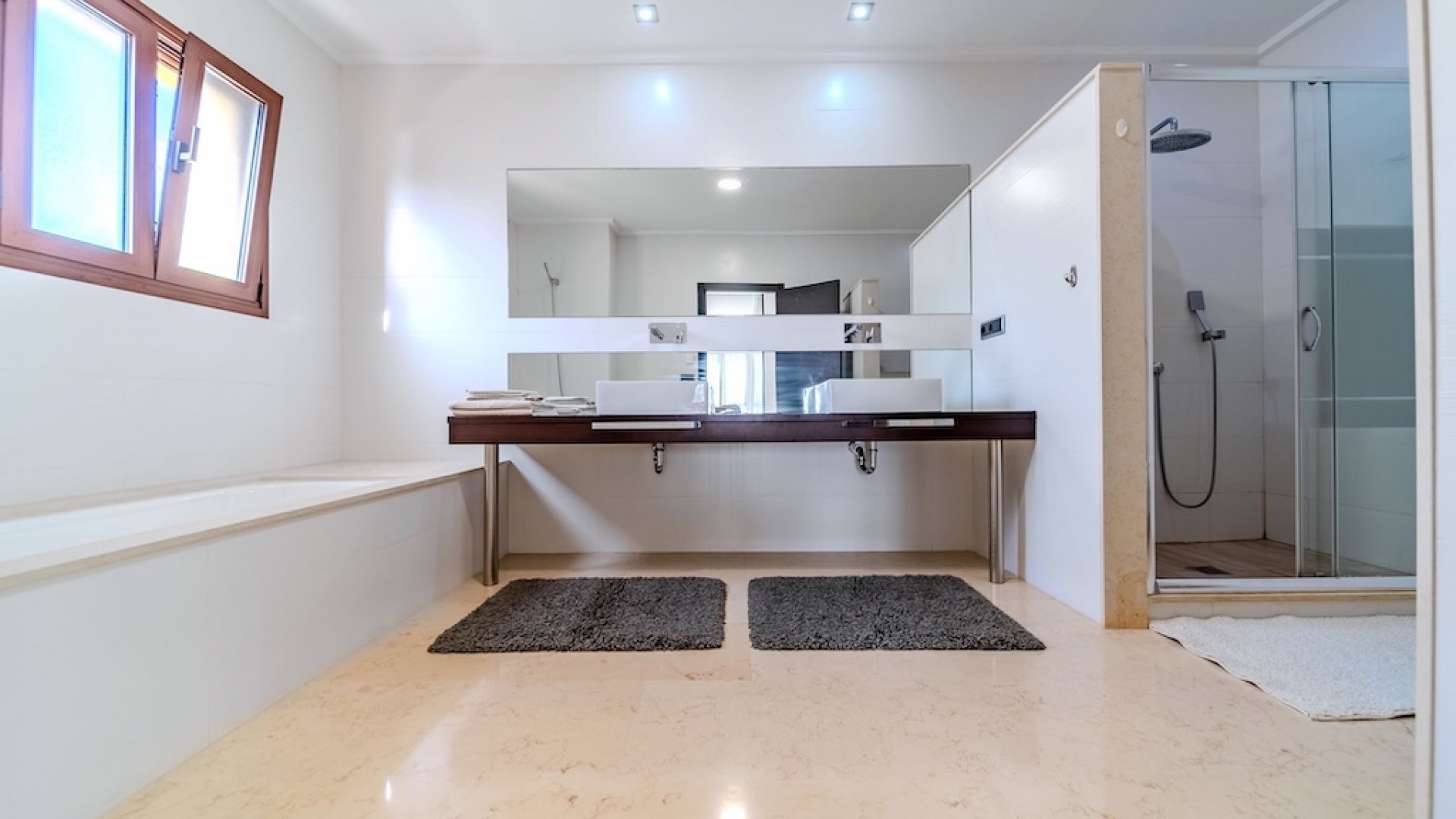 Venta - Chalet Independiente -
Cabo Roig