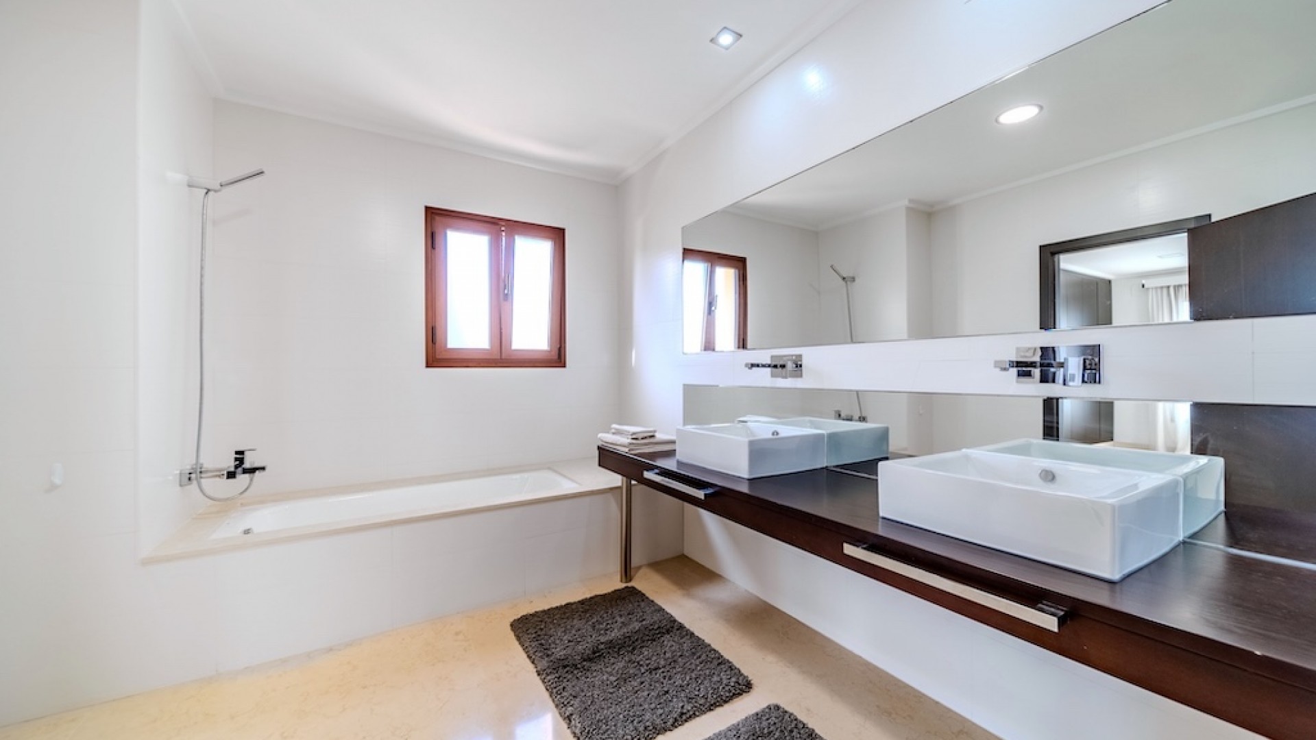 Venta - Chalet Independiente -
Cabo Roig