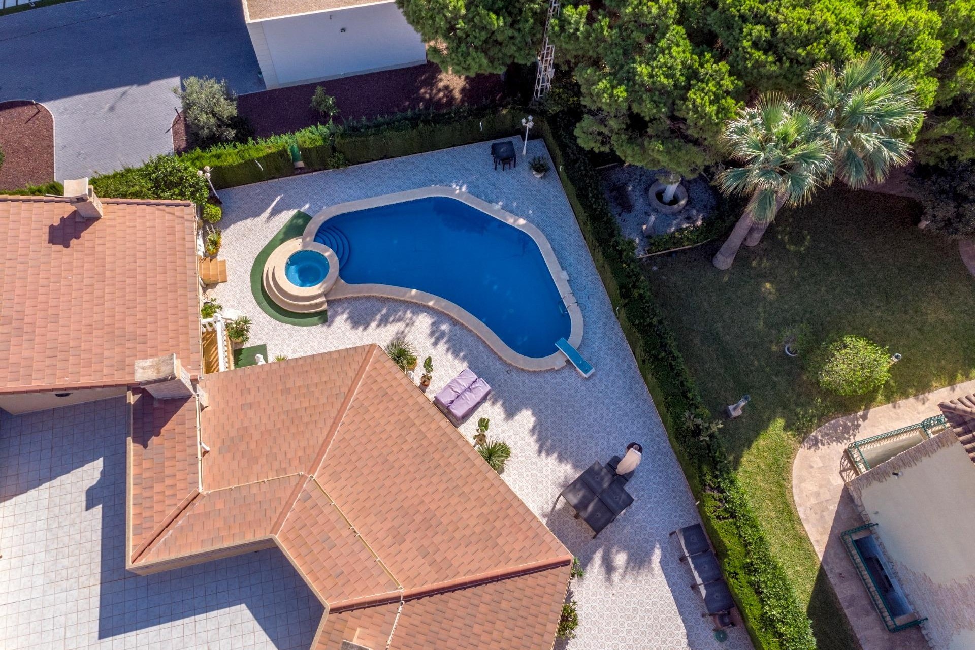Venta - Chalet Independiente -
Cabo Roig
