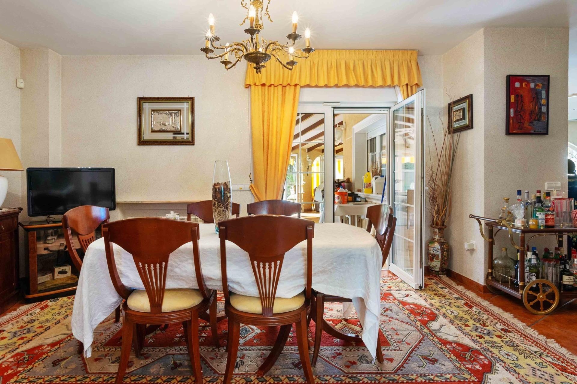 Venta - Chalet Independiente -
Cabo Roig