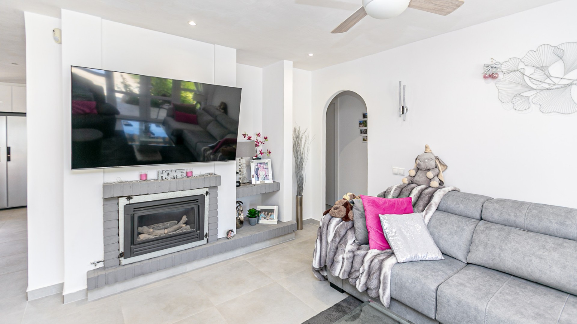 Venta - Chalet Independiente -
Campoamor - Lomas de Don Juan