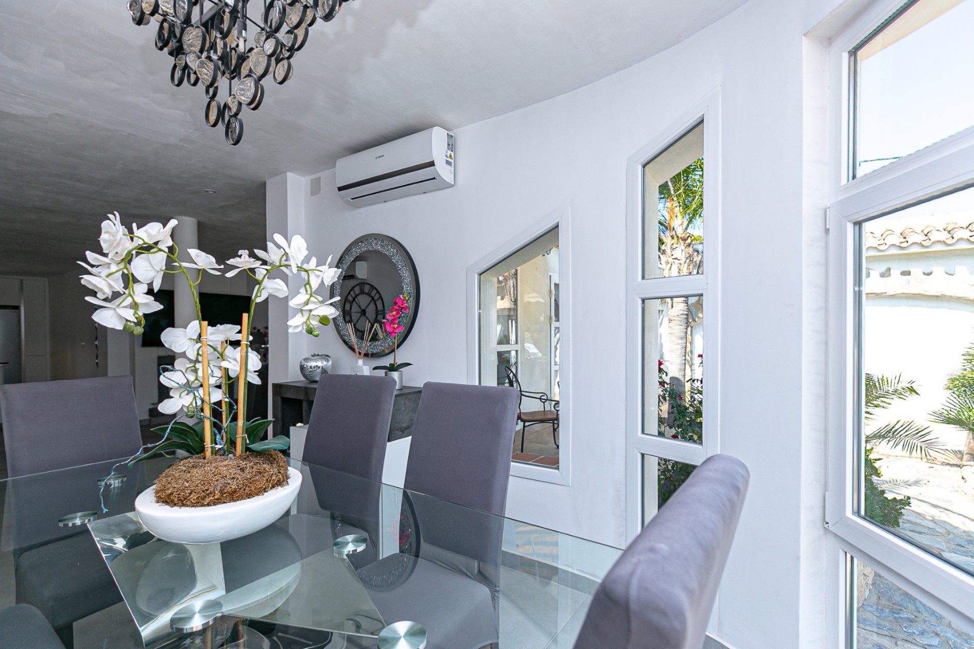 Venta - Chalet Independiente -
Campoamor - Lomas de Don Juan