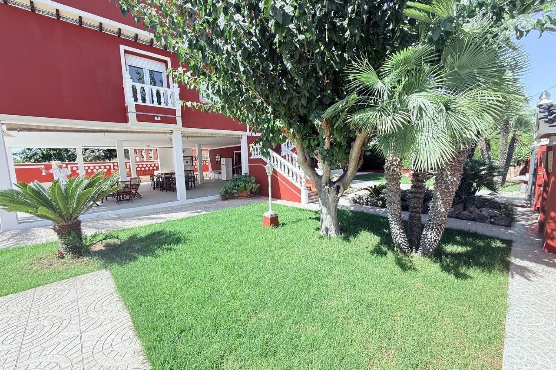 Venta - Chalet Independiente -
Campoamor