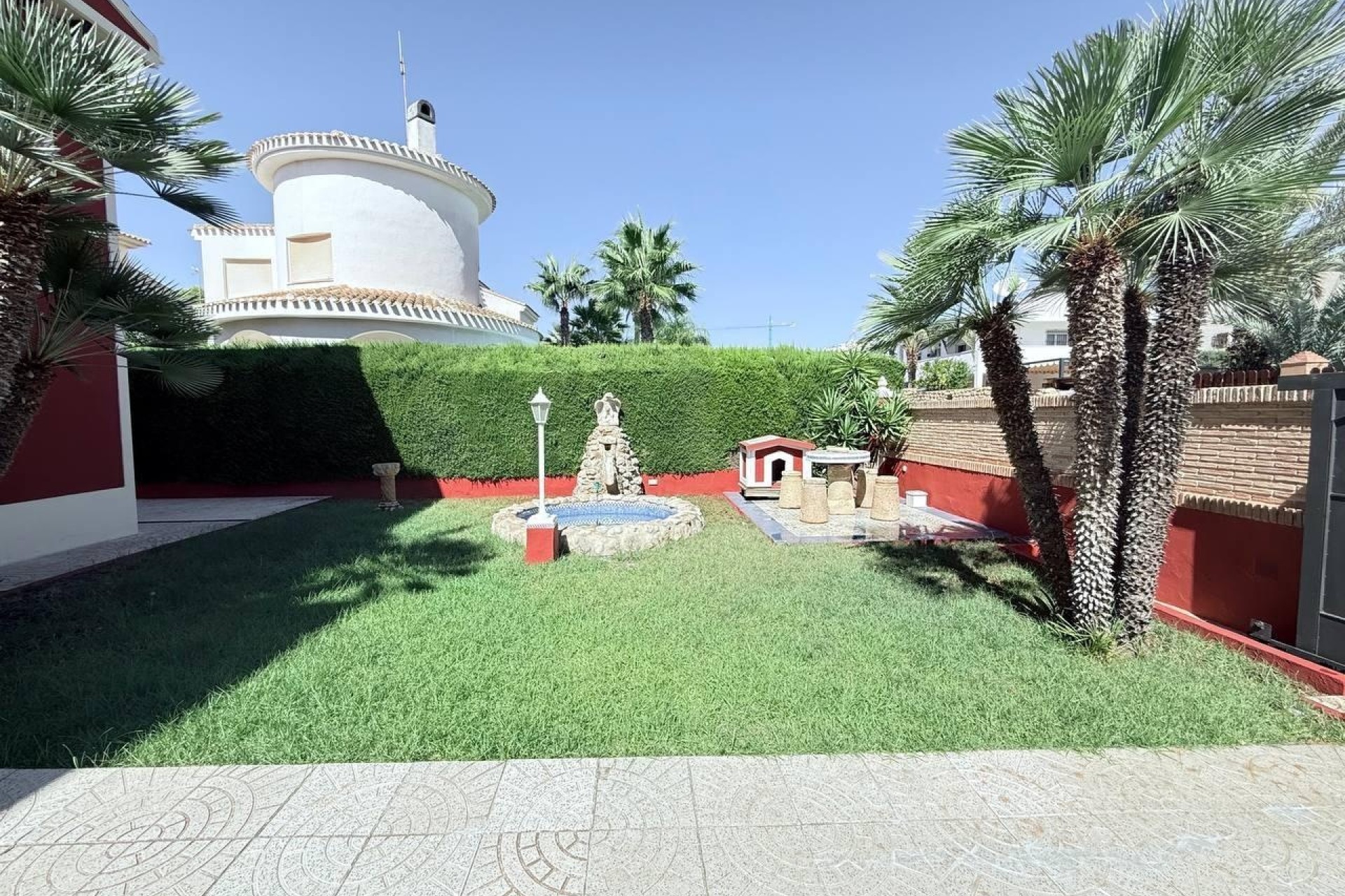 Venta - Chalet Independiente -
Campoamor