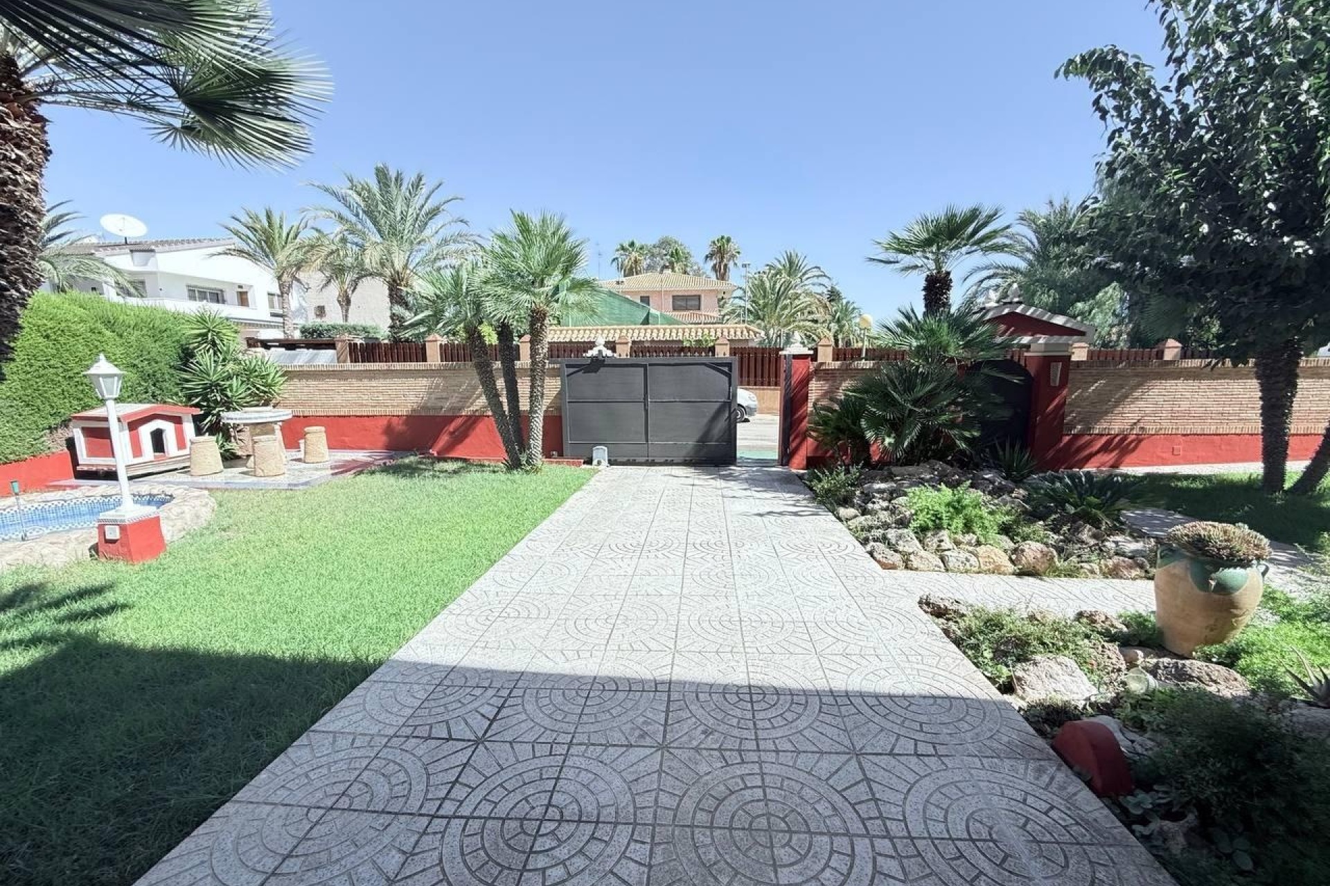 Venta - Chalet Independiente -
Campoamor