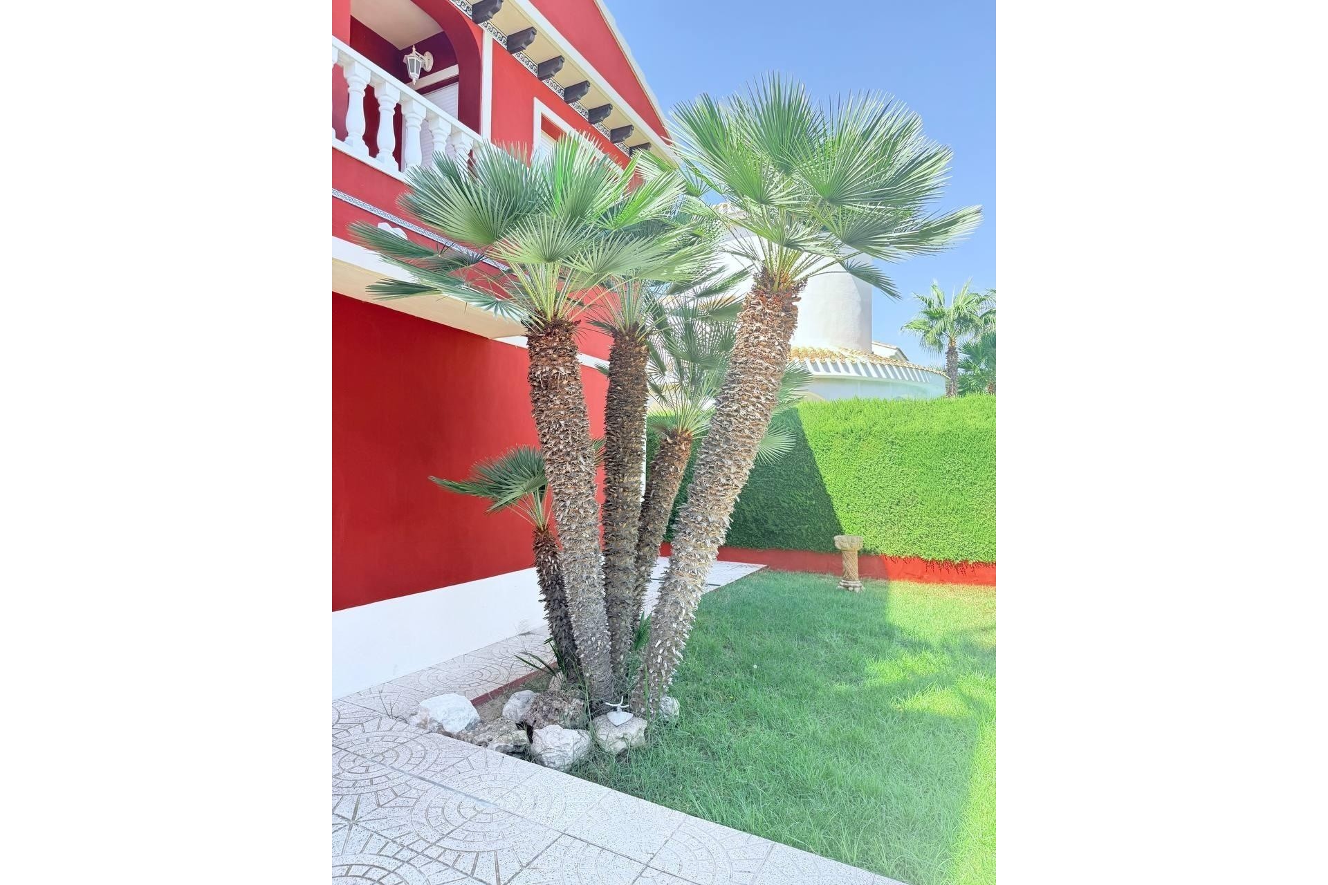 Venta - Chalet Independiente -
Campoamor