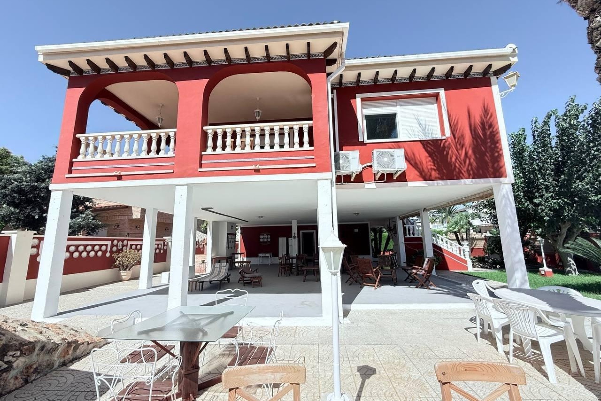 Venta - Chalet Independiente -
Campoamor