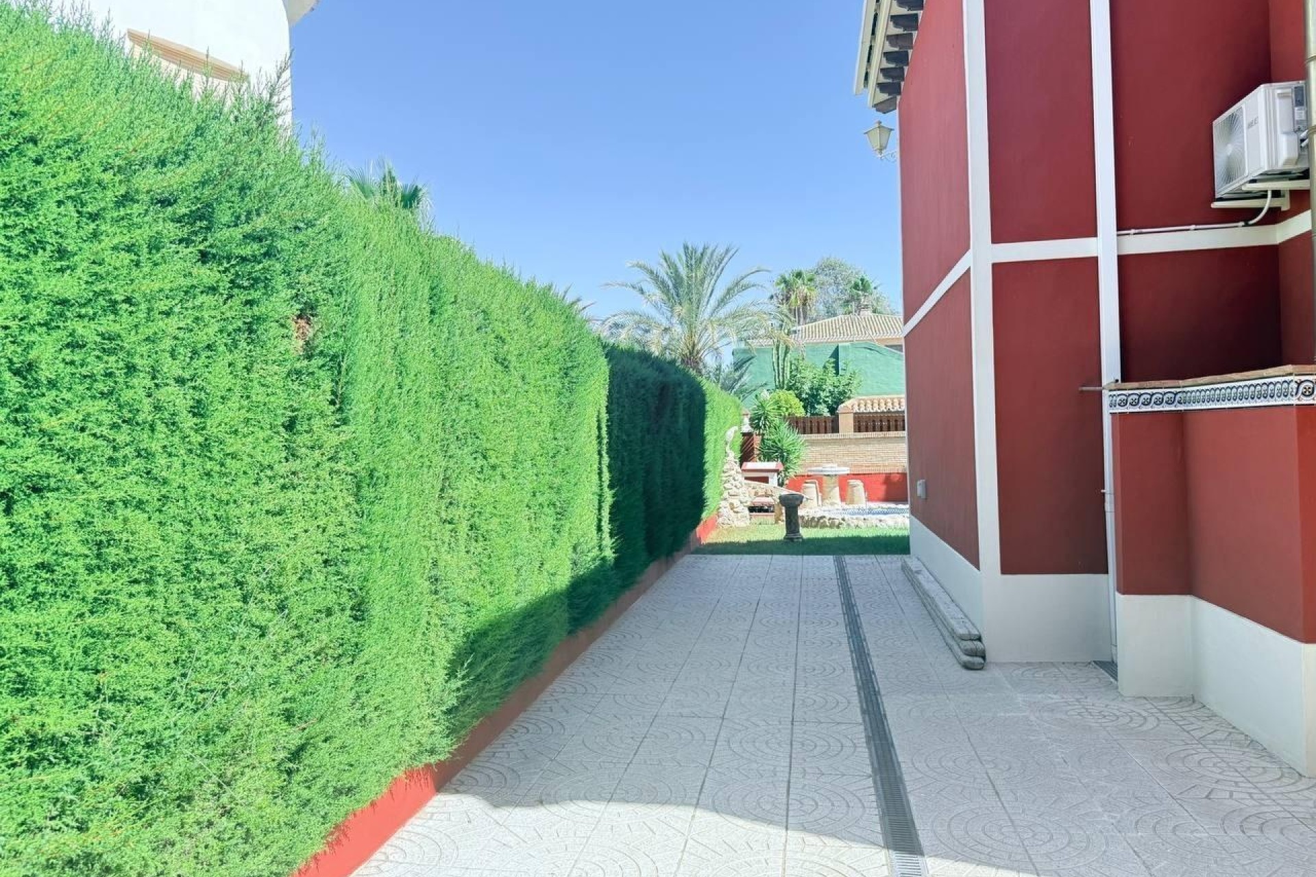Venta - Chalet Independiente -
Campoamor