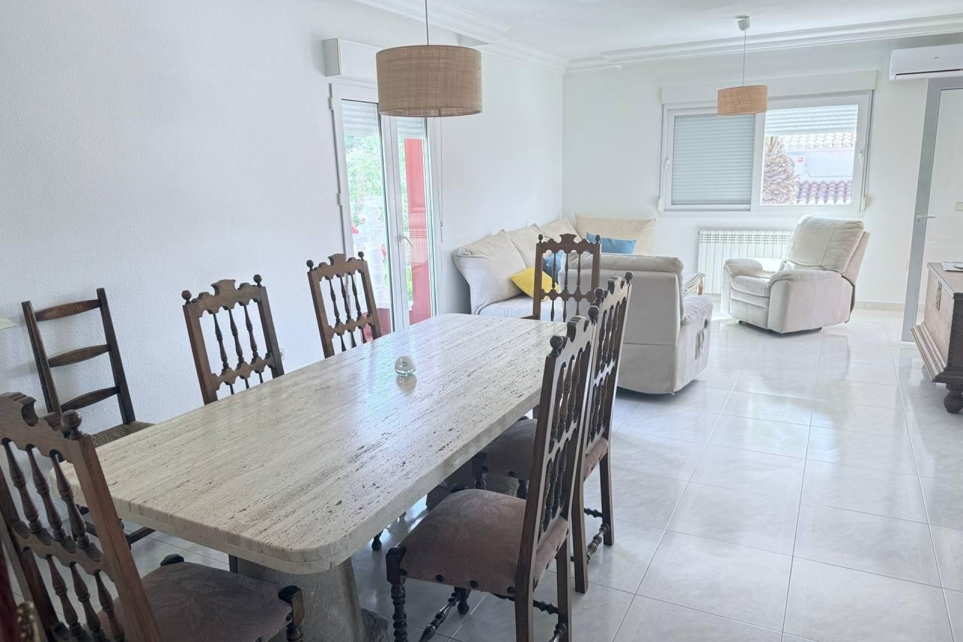 Venta - Chalet Independiente -
Campoamor