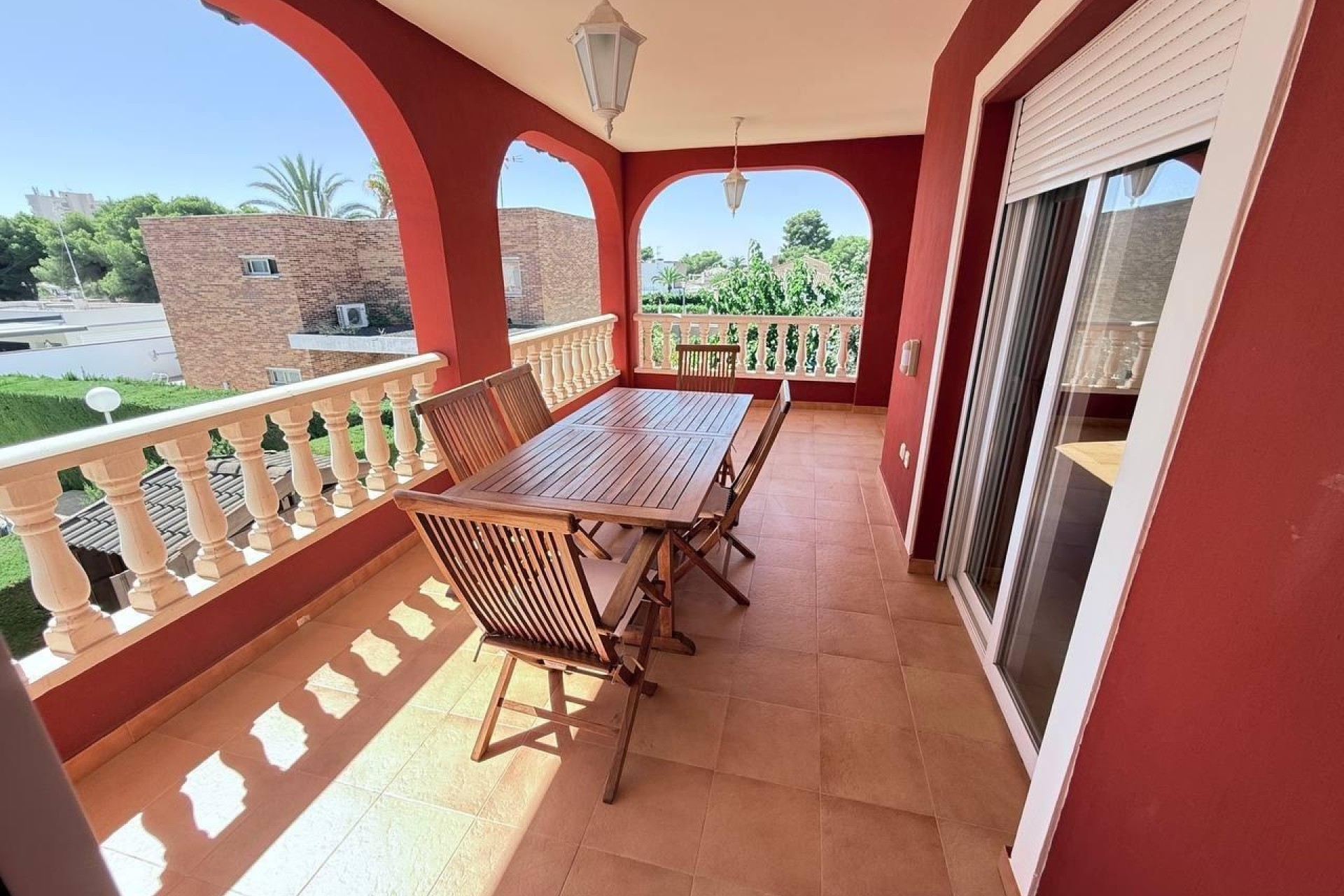 Venta - Chalet Independiente -
Campoamor