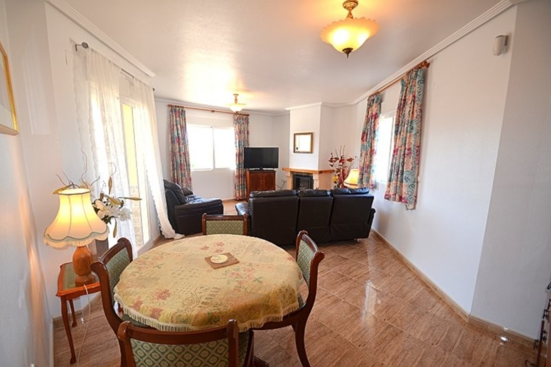 Venta - Chalet Independiente -
Campos del Rio - Inland