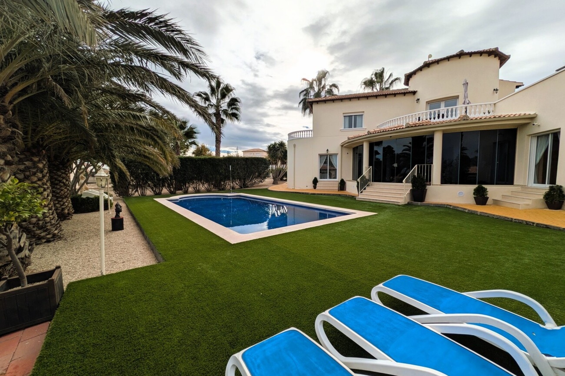 Venta - Chalet Independiente -
Campos del Rio