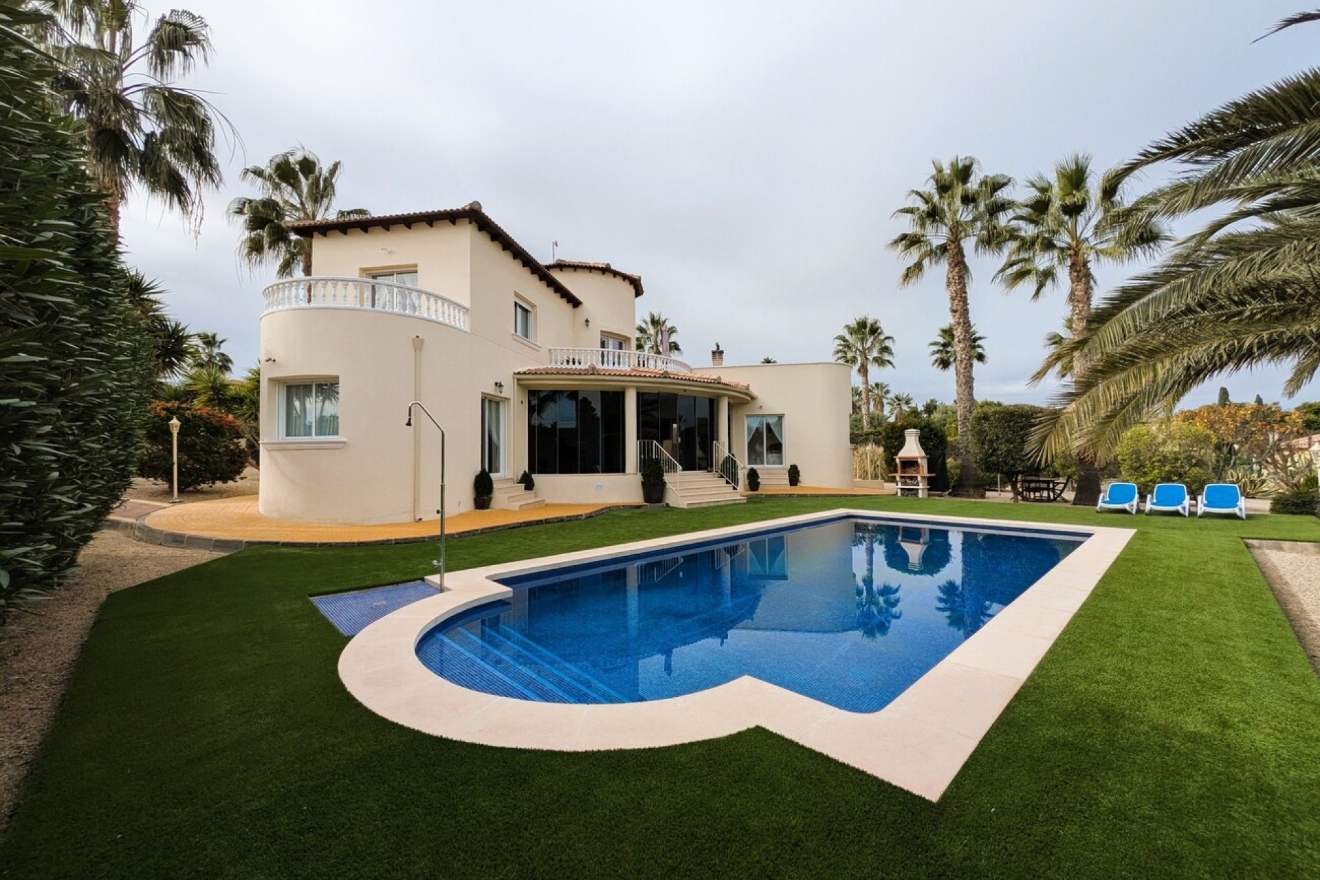 Venta - Chalet Independiente -
Campos del Rio
