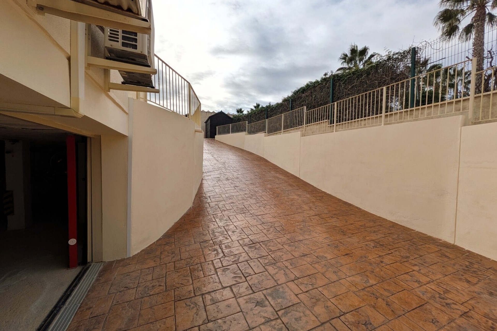 Venta - Chalet Independiente -
Campos del Rio