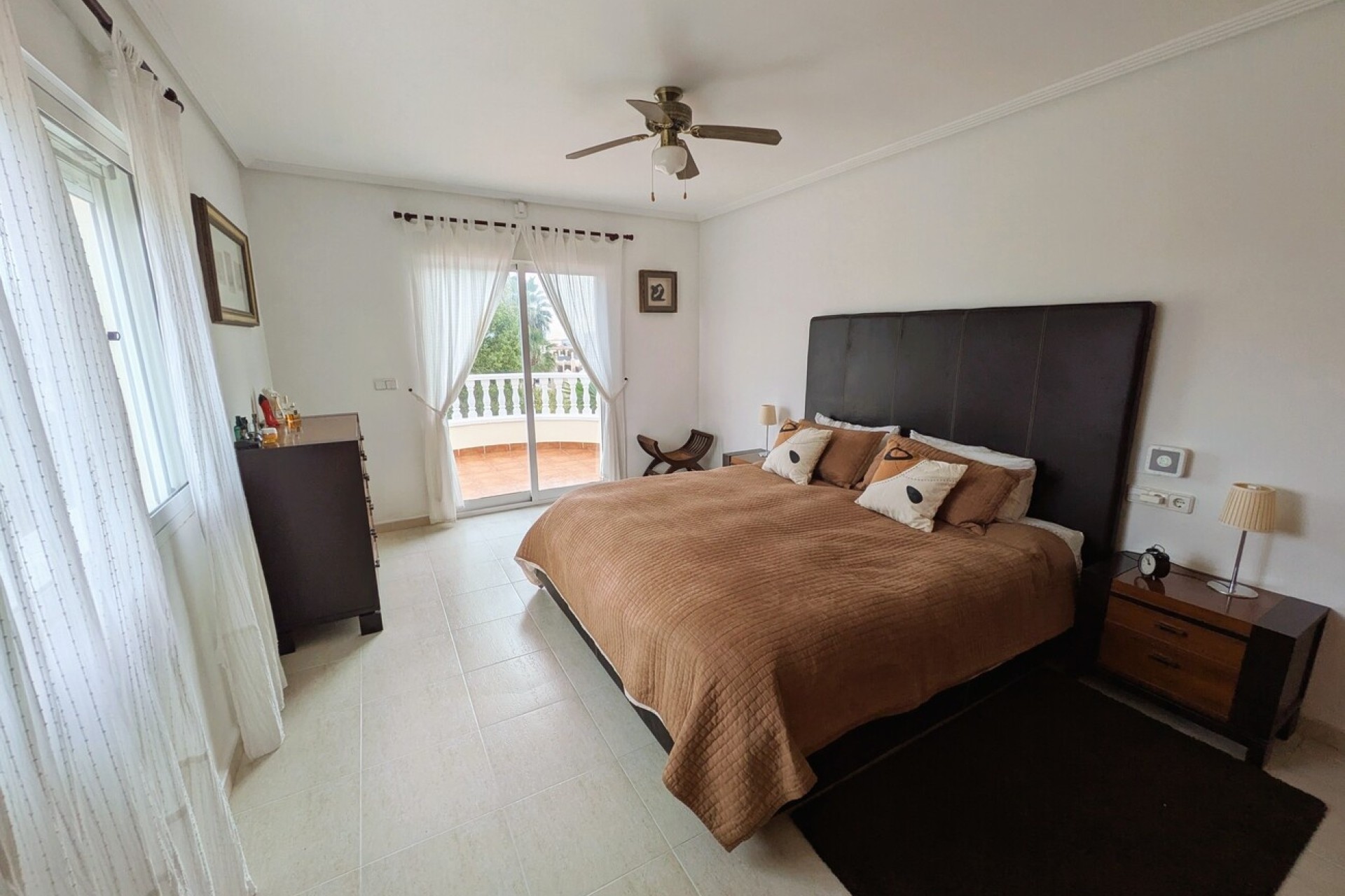 Venta - Chalet Independiente -
Campos del Rio